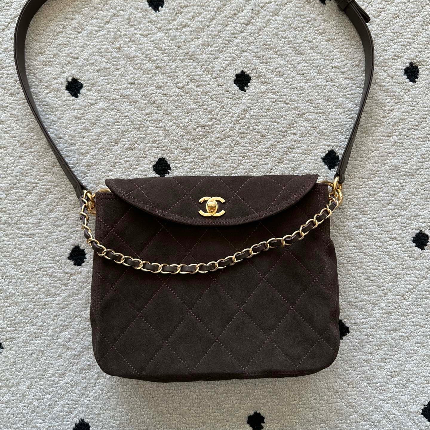 Chane 2026 Shoulder Bag 25cm Brown Suede
