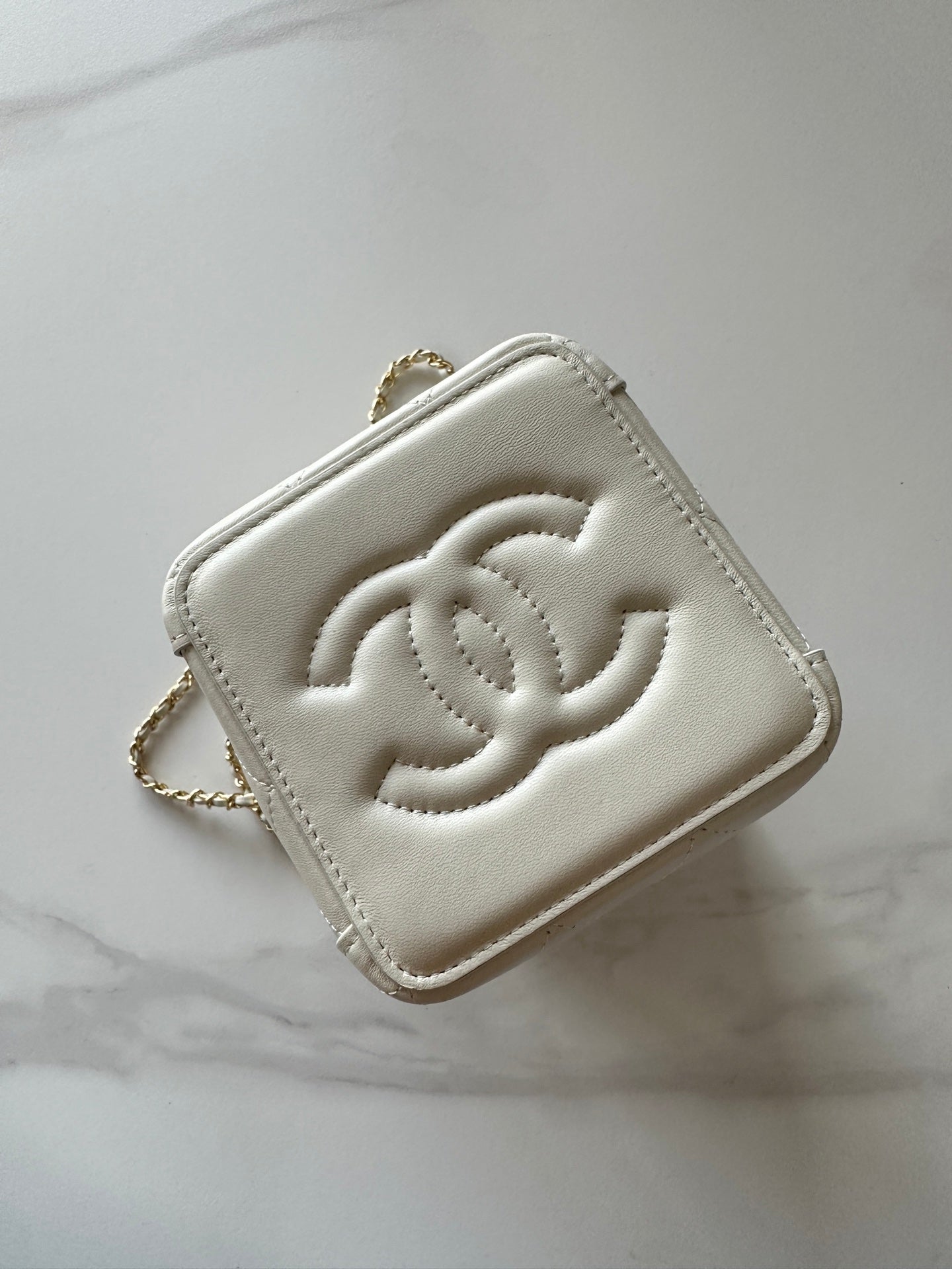 Chanel 2026 Bucket Bag 18cm Lambskin Suede Denim