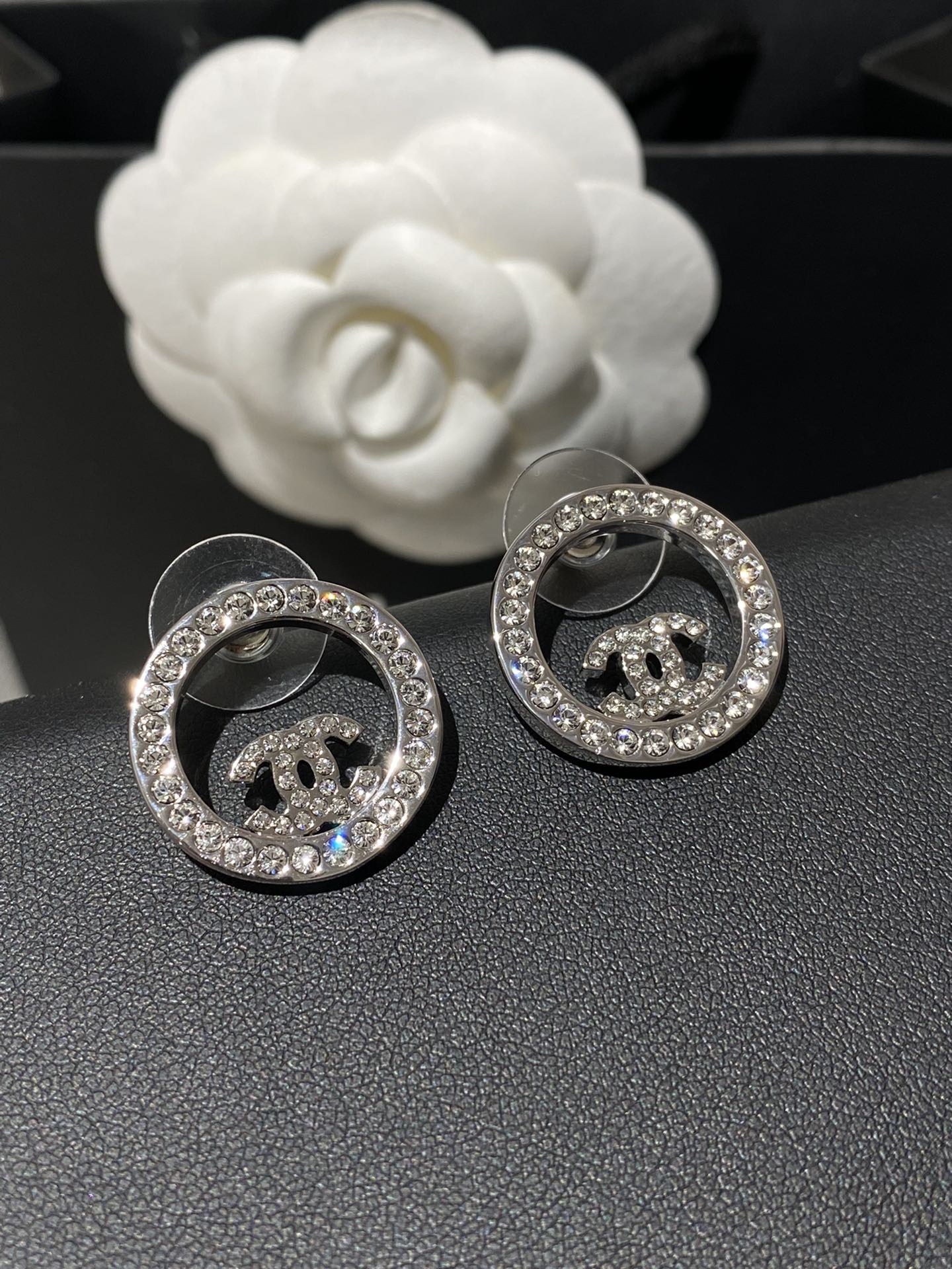 CC Classic Platinum Rhinestone Stud Sliver Earrings
