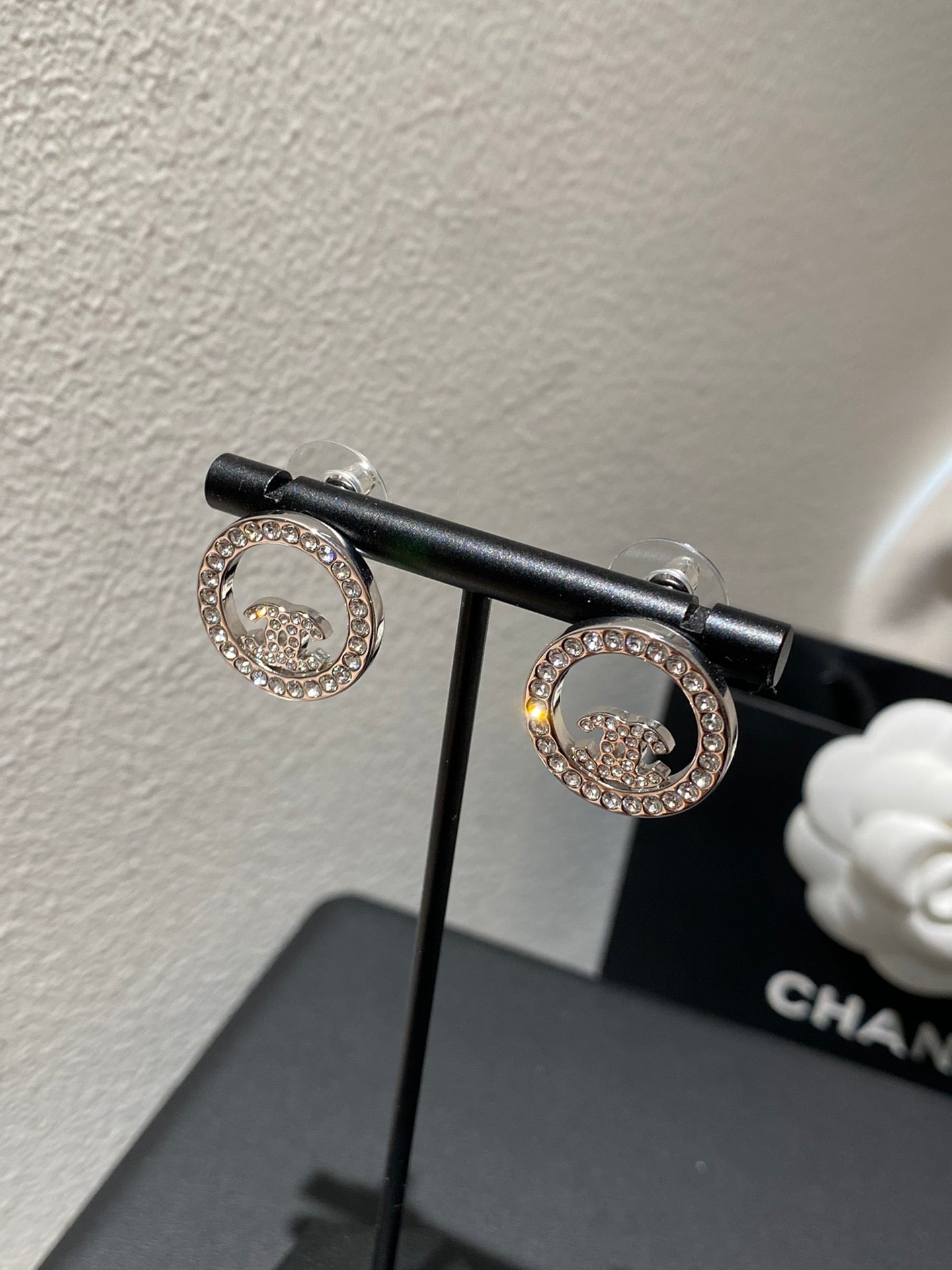 CC Classic Platinum Rhinestone Stud Sliver Earrings