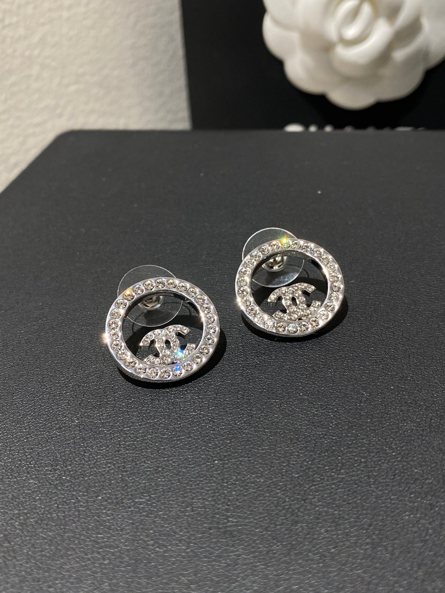 CC Classic Platinum Rhinestone Stud Sliver Earrings