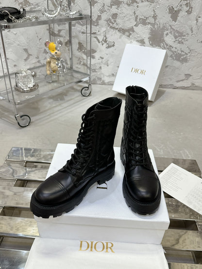 CD D-Unit Ankle Boot In Black Cowhide 100583