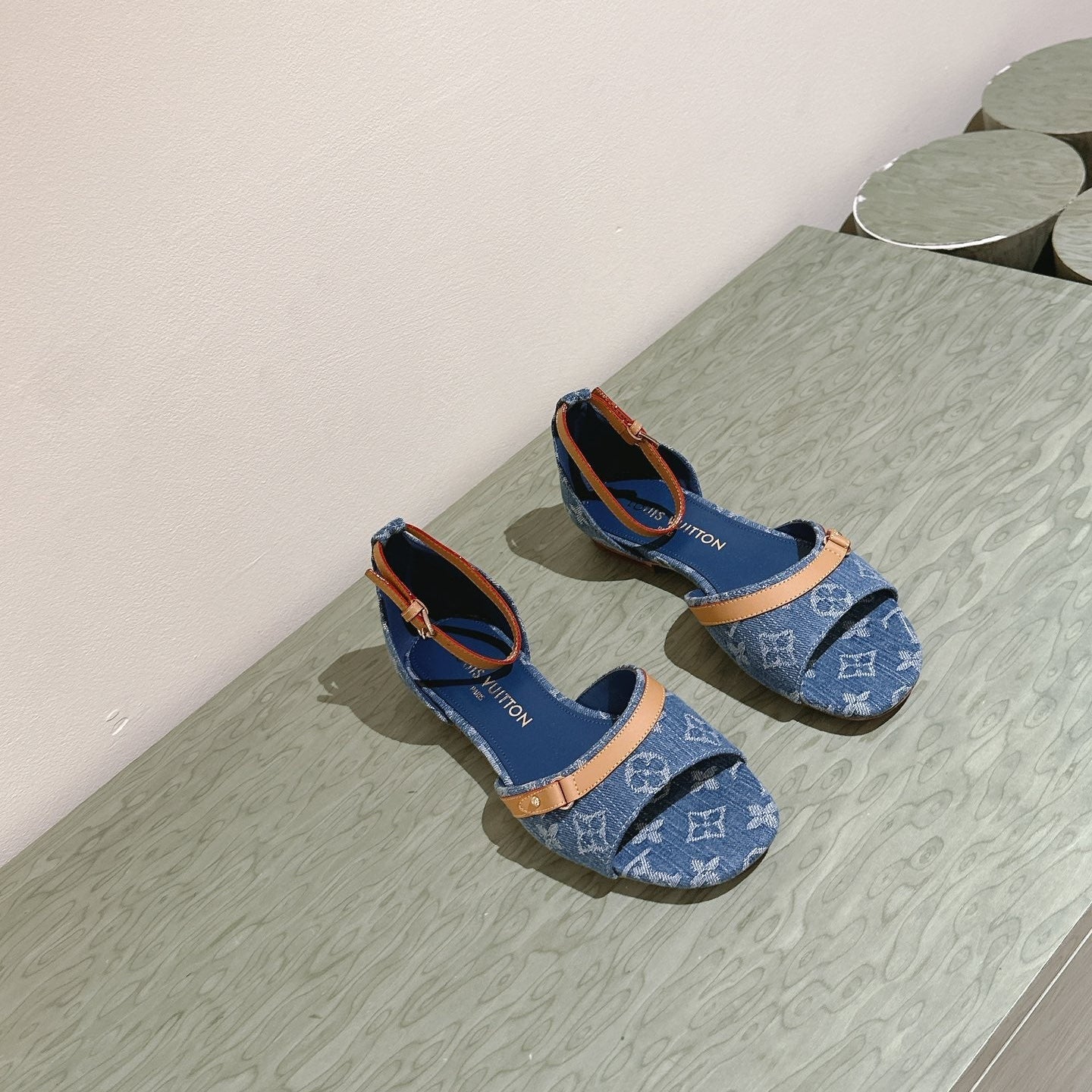 LV 26ss Sandals Blue Monogram Denim 656943