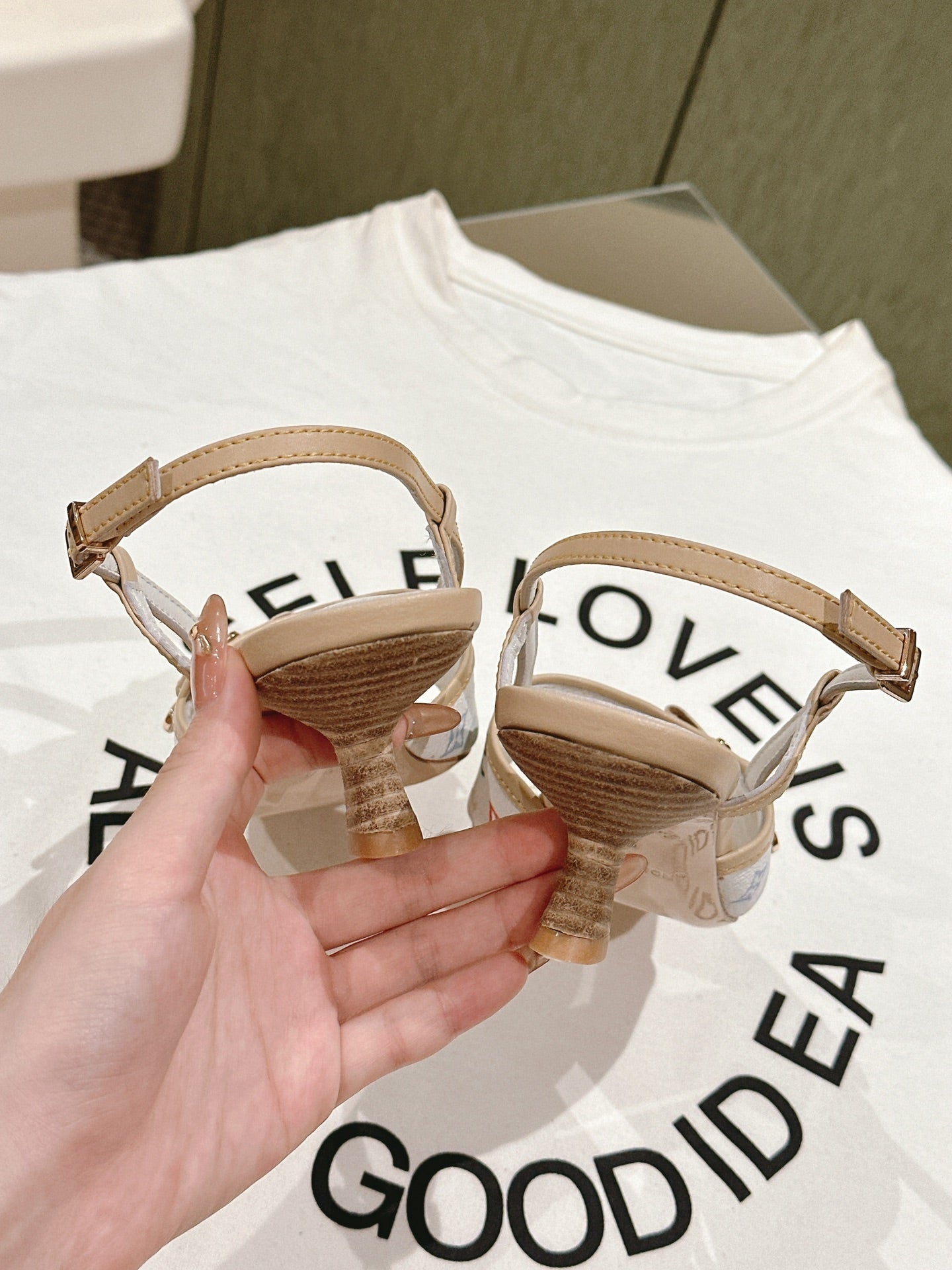 LV 26ss High Heel Sandals White Multicolor Cowhide 656944