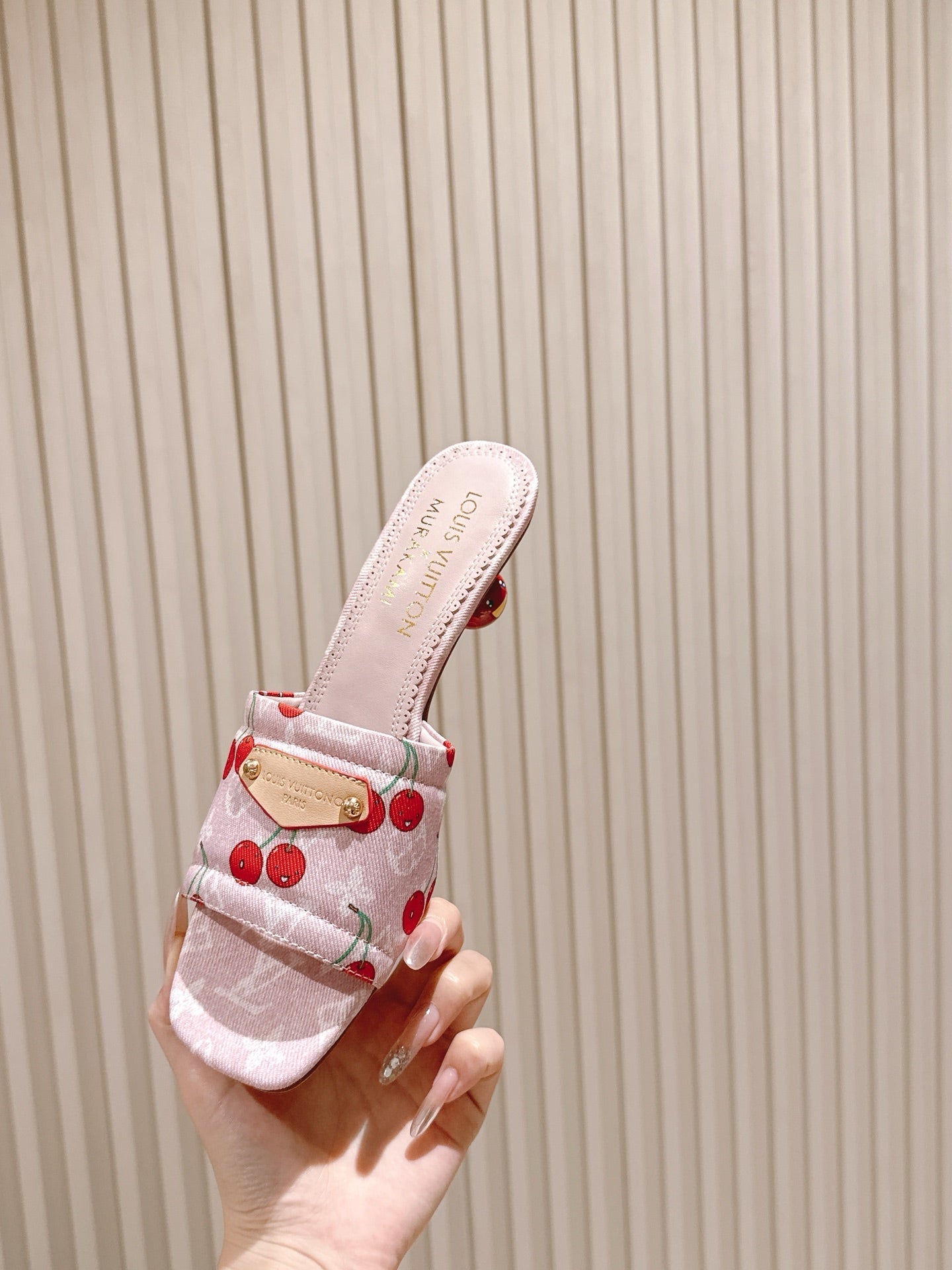 LV 26ss Slippers 45 Light Pink Denim Leather 656926