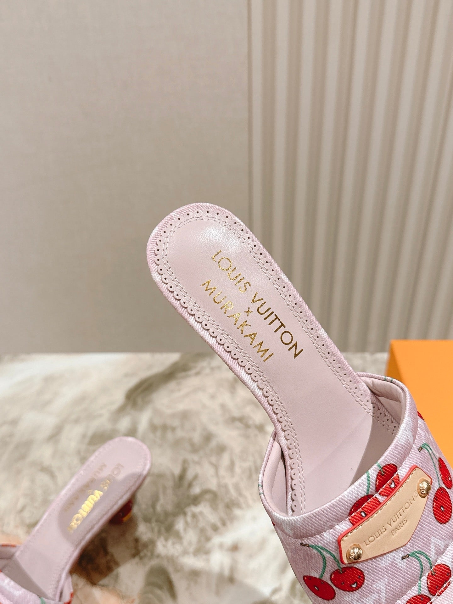 LV 26ss Slippers 45 Light Pink Denim Leather 656926