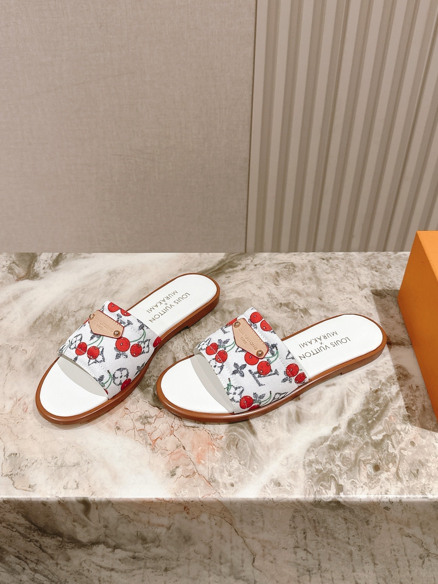 LV 26ss Slippers White Red Denim Leather 656928