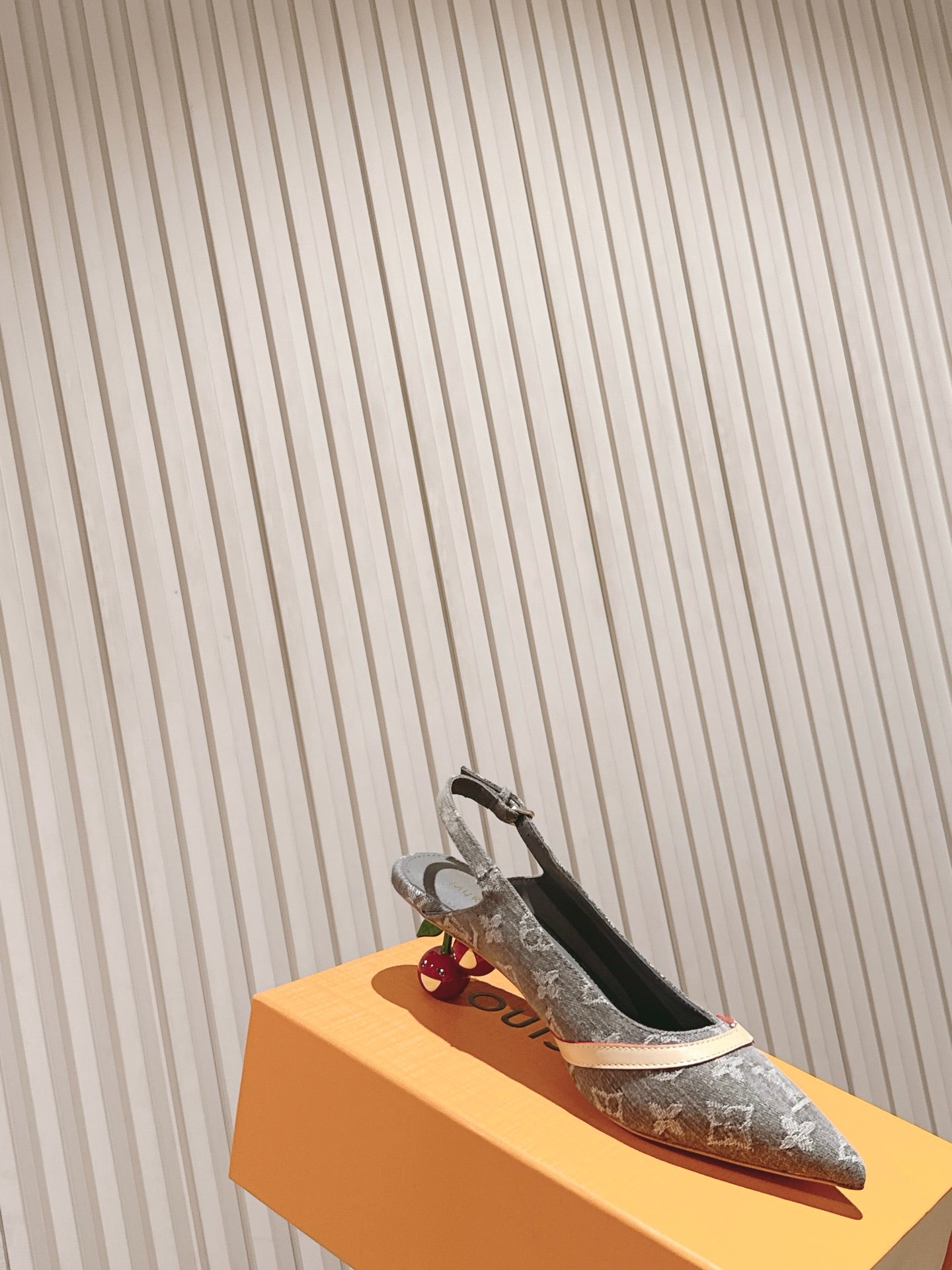 LV 26ss Slingback 45 Dark Gray Denim 656937
