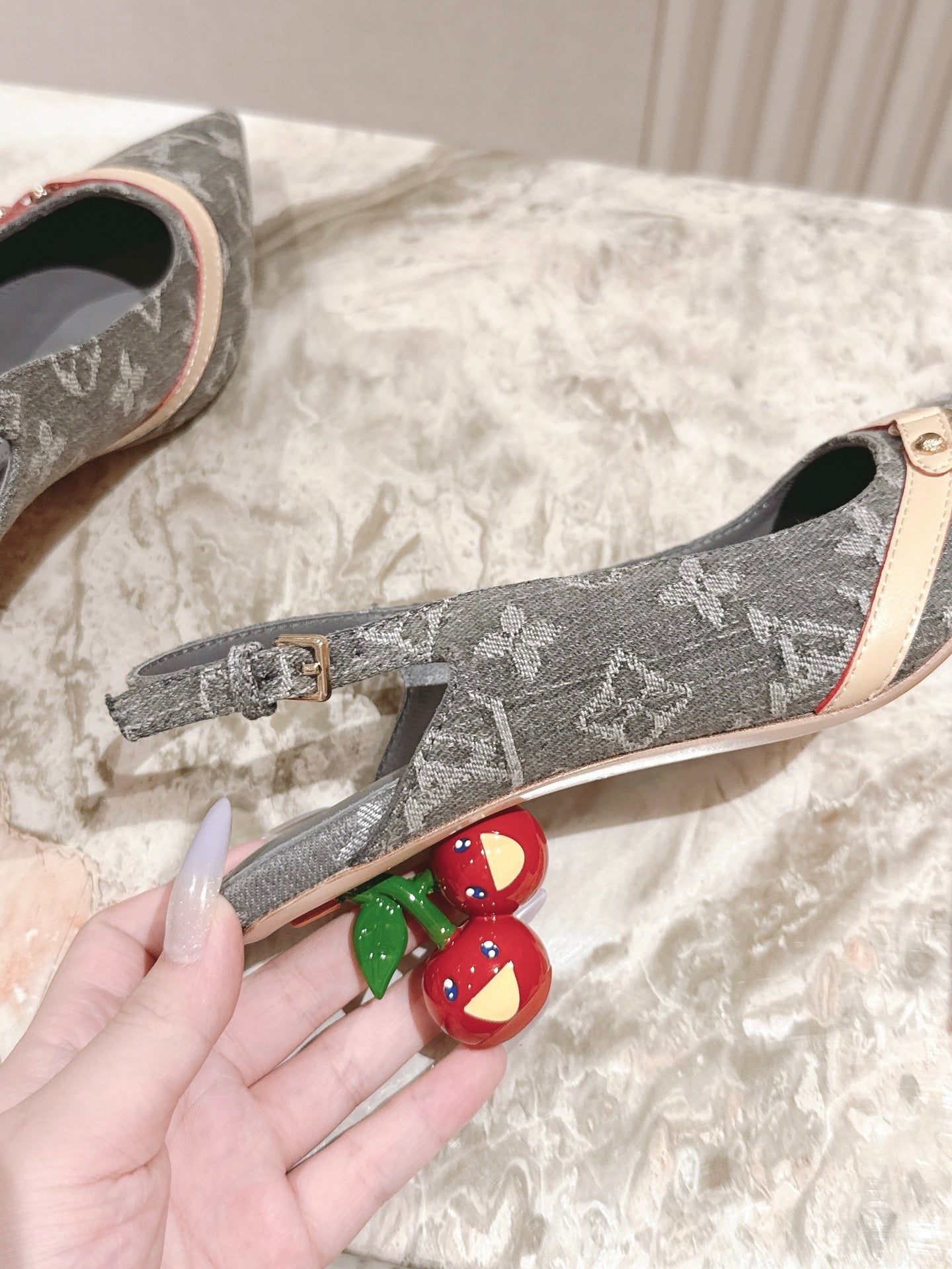 LV 26ss Slingback 45 Dark Gray Denim 656937