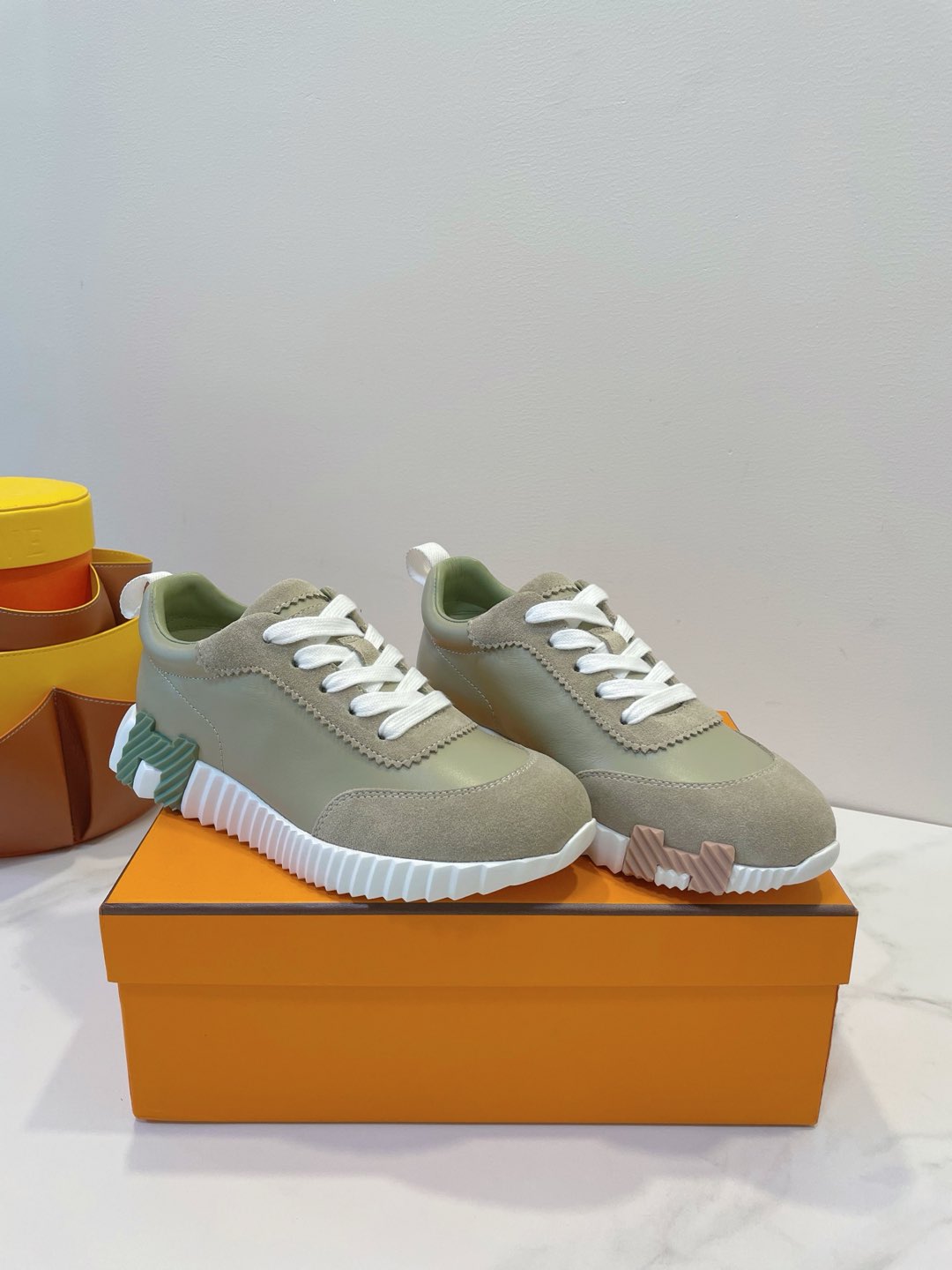 HM  Bouncing sneaker Beige Esquisse Calfskin and Suede 212286
