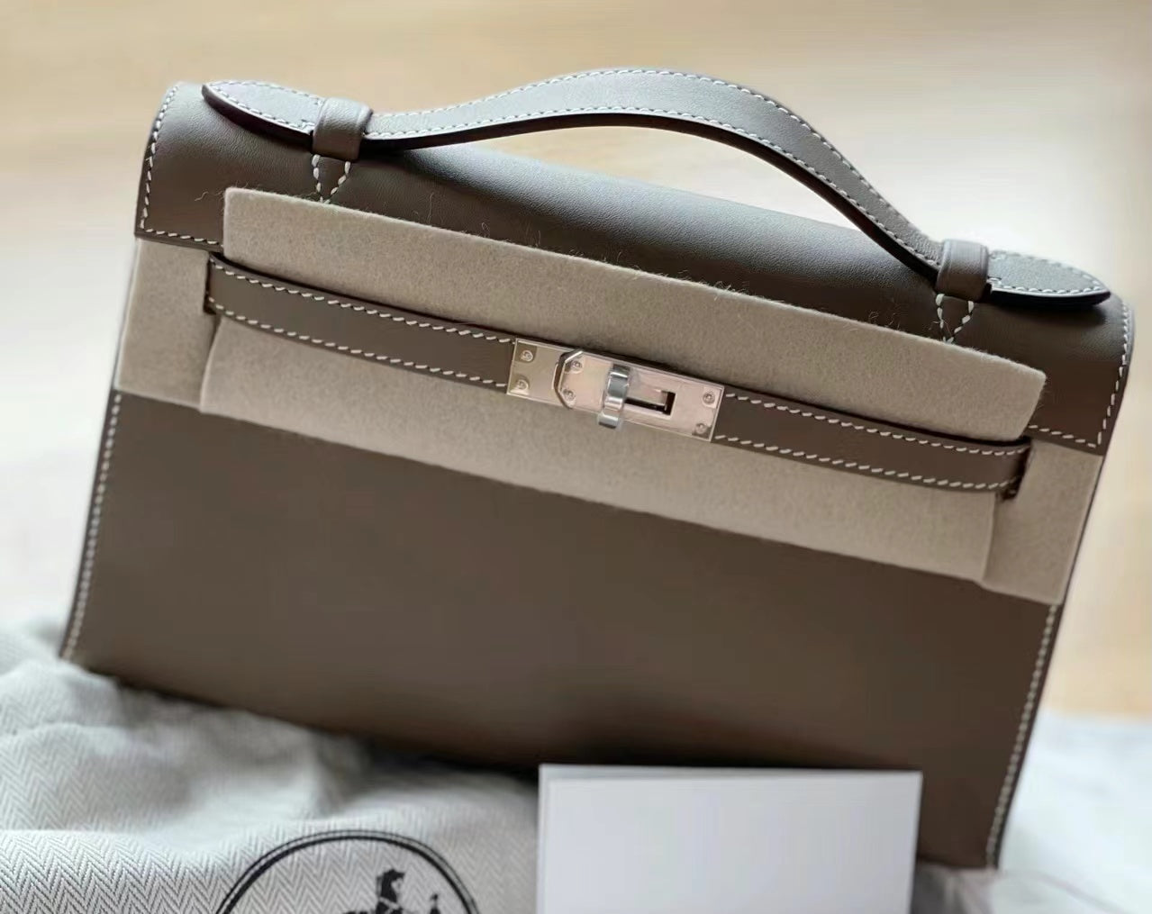 HM Kelly Pochette 22cm Swift Silver Hardware
