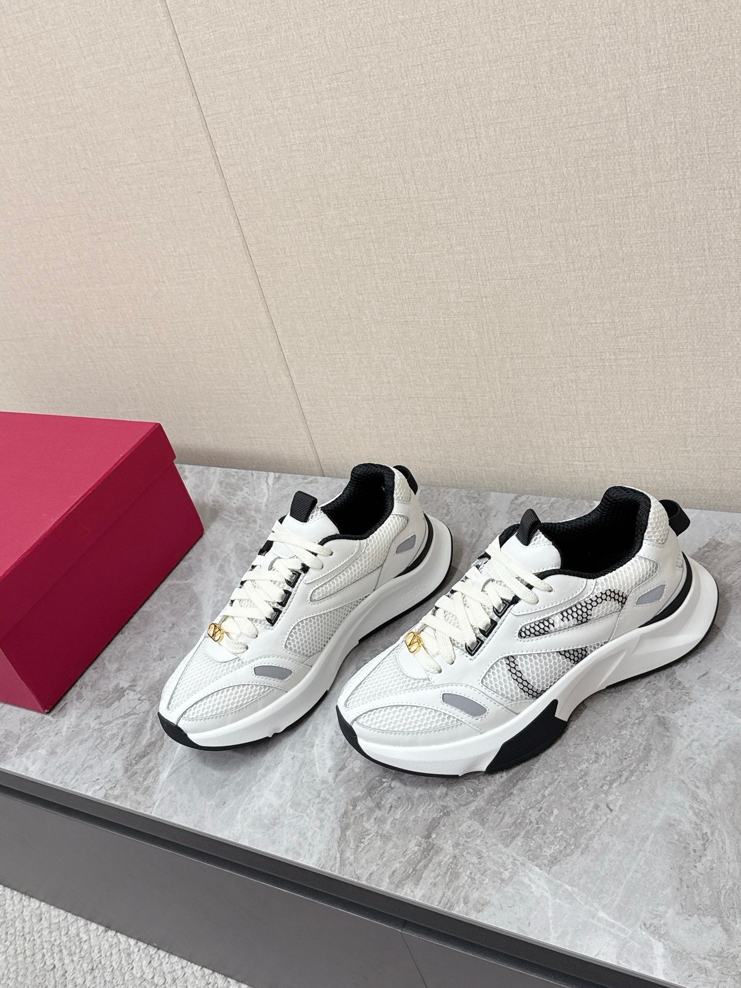 Valentino VLogo Pace Sneakers Mesh Leather 866605