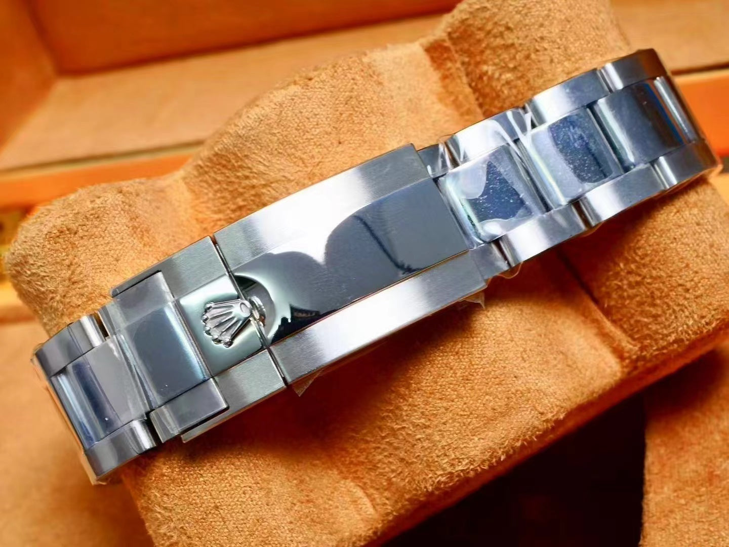 Rolex Daytona 40mm Stainless Steel Rainbow Case Diamond Dial