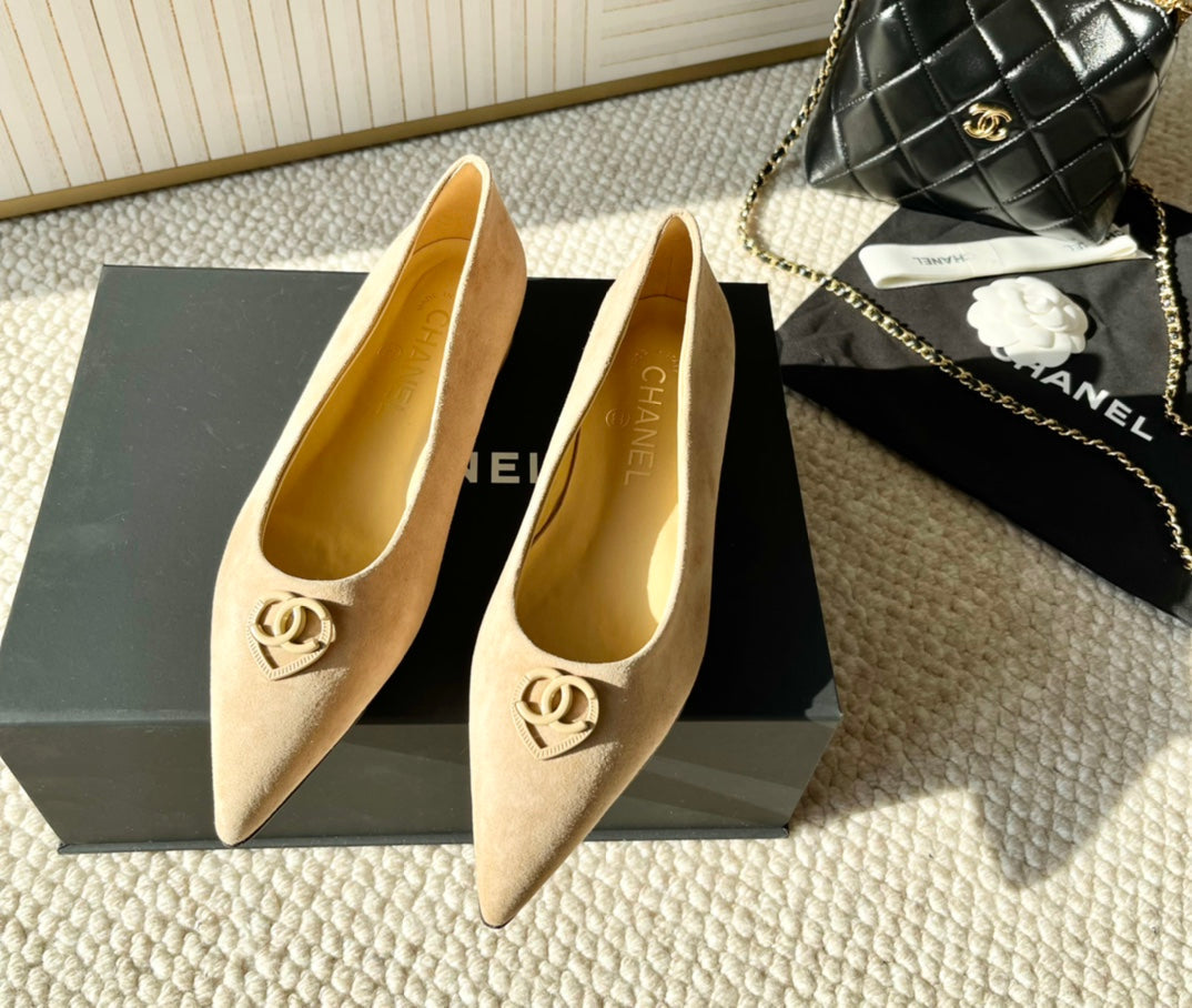 CC Ballet In Beige Suede 151519