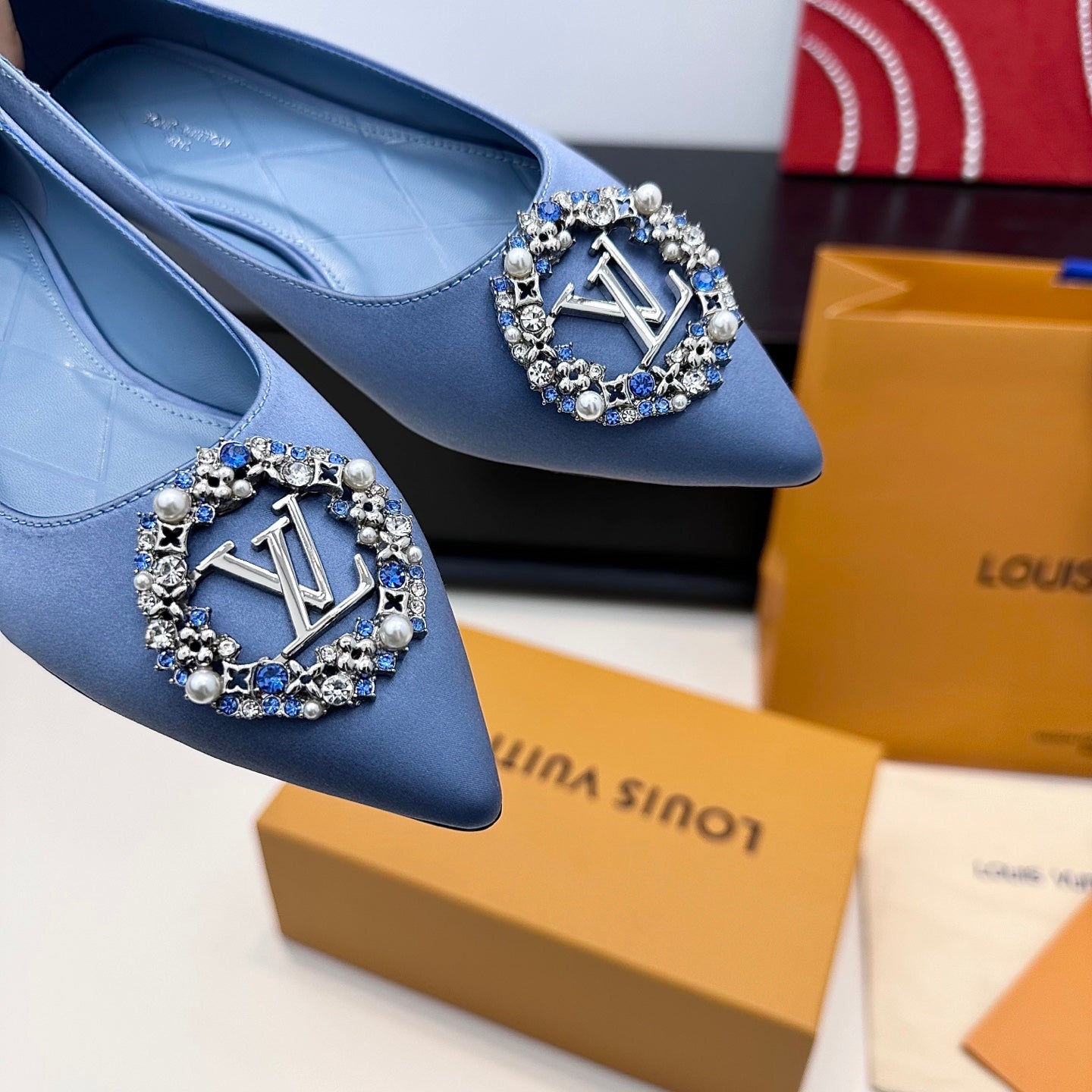 LV 26s Pointed-Toe Ballet Flat Light Blue Premium Satin 622432