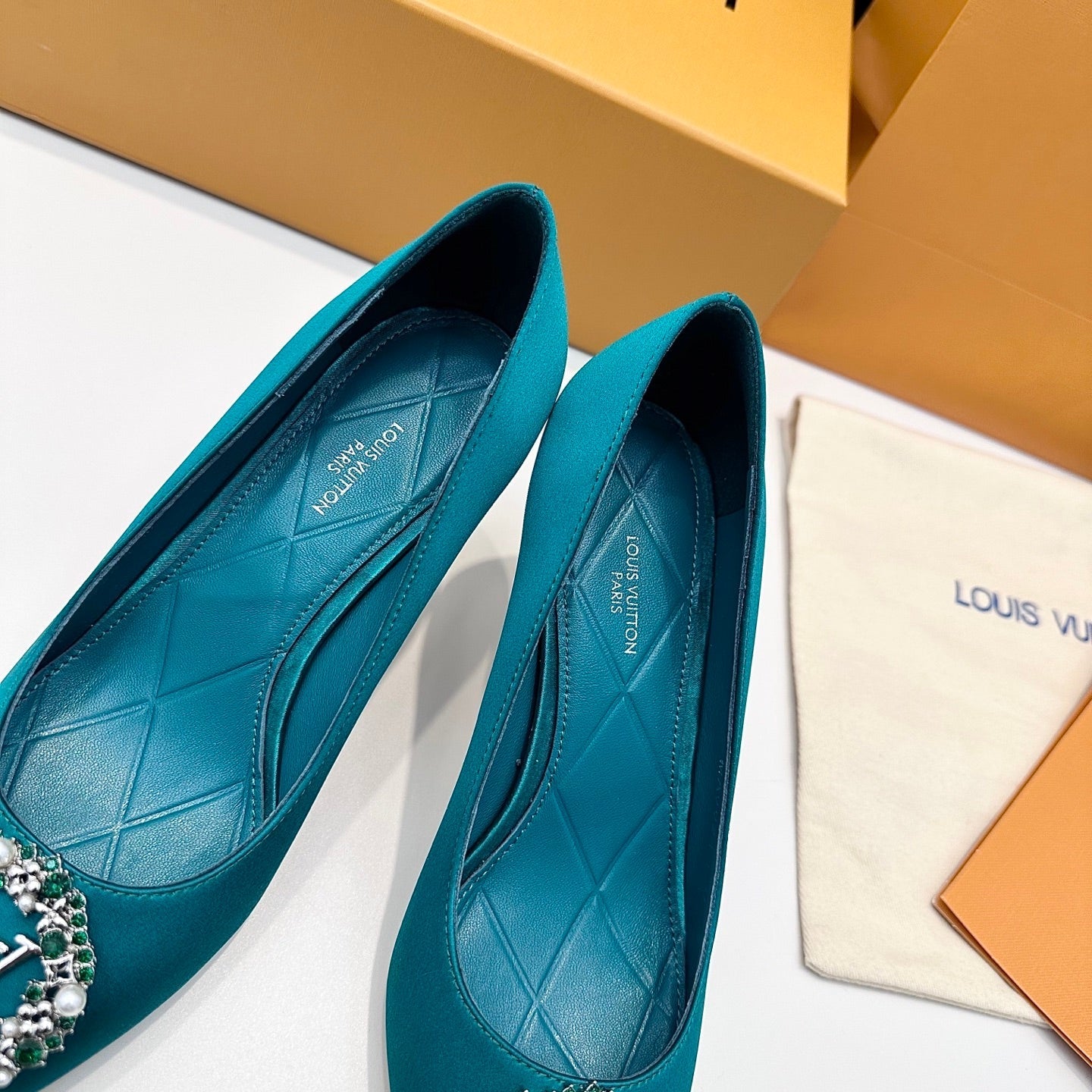 LV 26s  Pointed-Toe High Heels 75 Teal Blue Premium Satin 622438