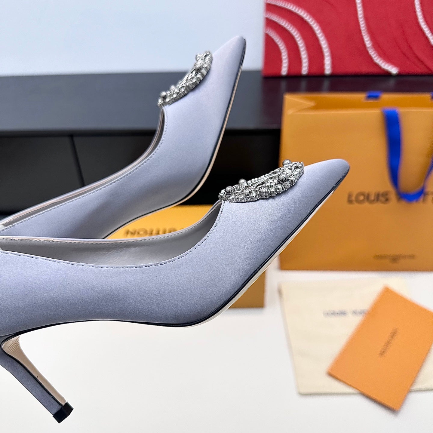 LV 26s  Pointed-Toe High Heels 75 Light Lavender Premium Satin 622443