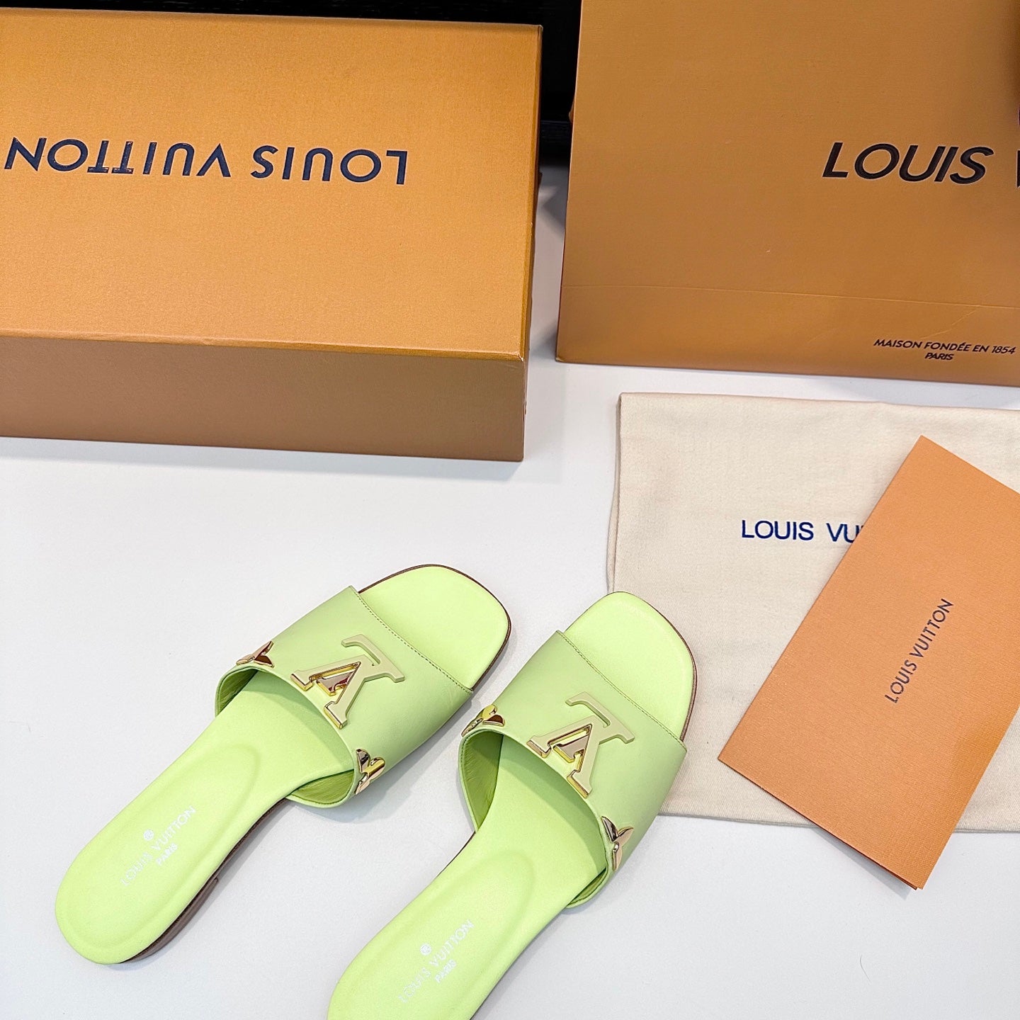 LV 26s V-Buck Sandals Light Mint Green Calfskin 622405