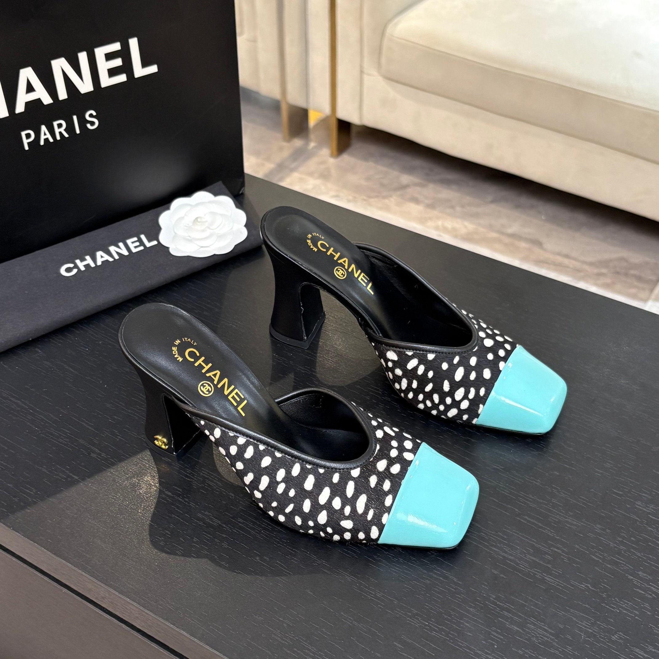 Chanel 2026 Pony Fur Green Square Toe Block Heel Pump Mule 672409