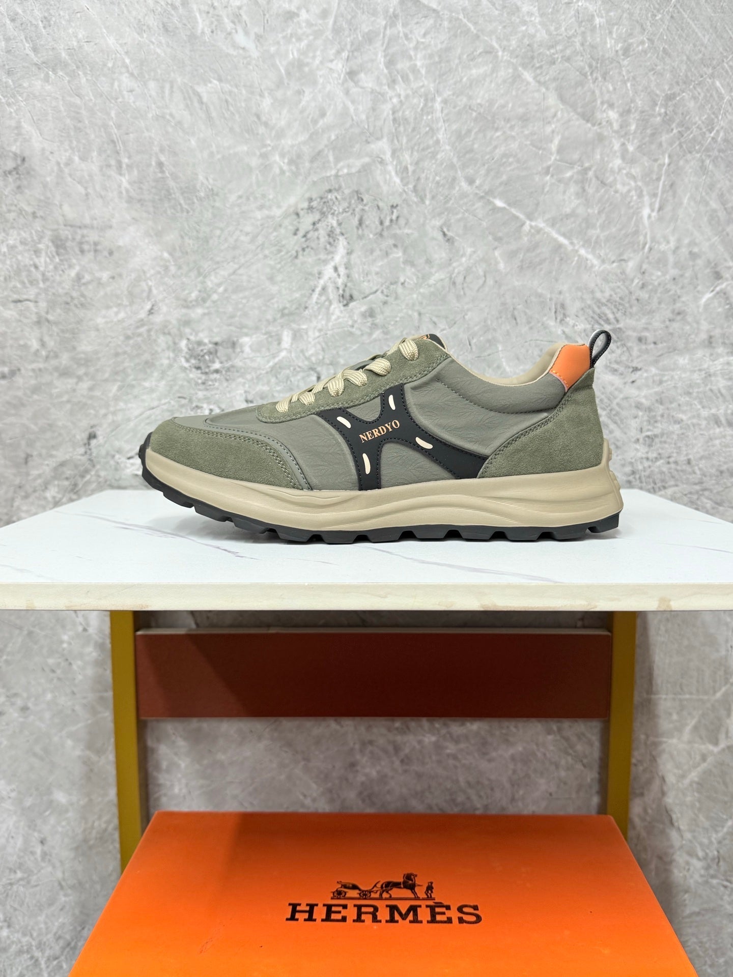 HM Men's Sneaker Moss Green Suede 602095