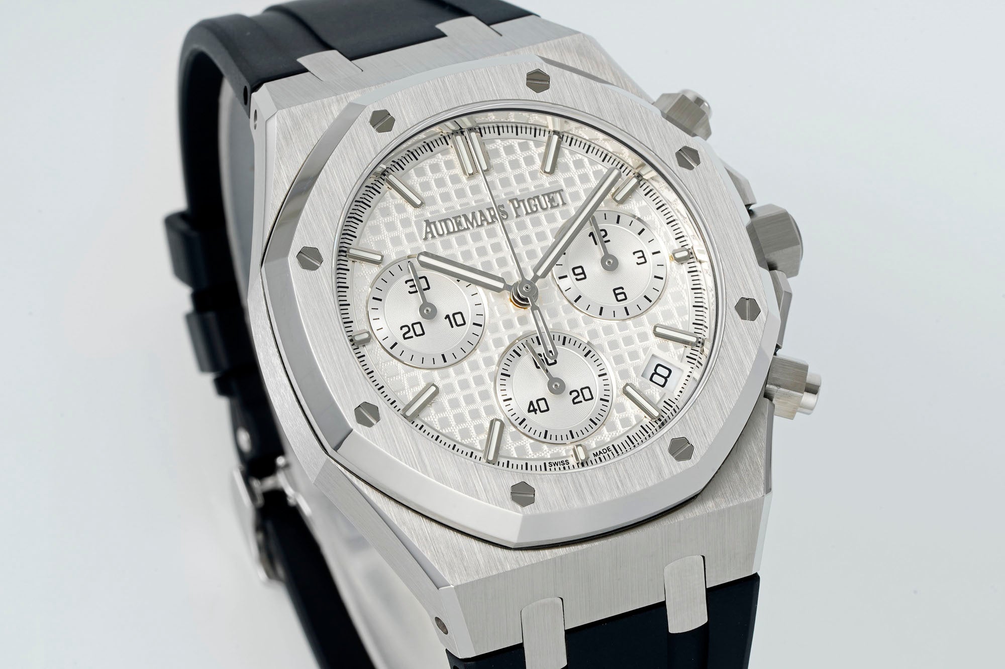Audemars Piguet Royal Oak Chronograph 41mm Steel Case White Dial Rubber Strap