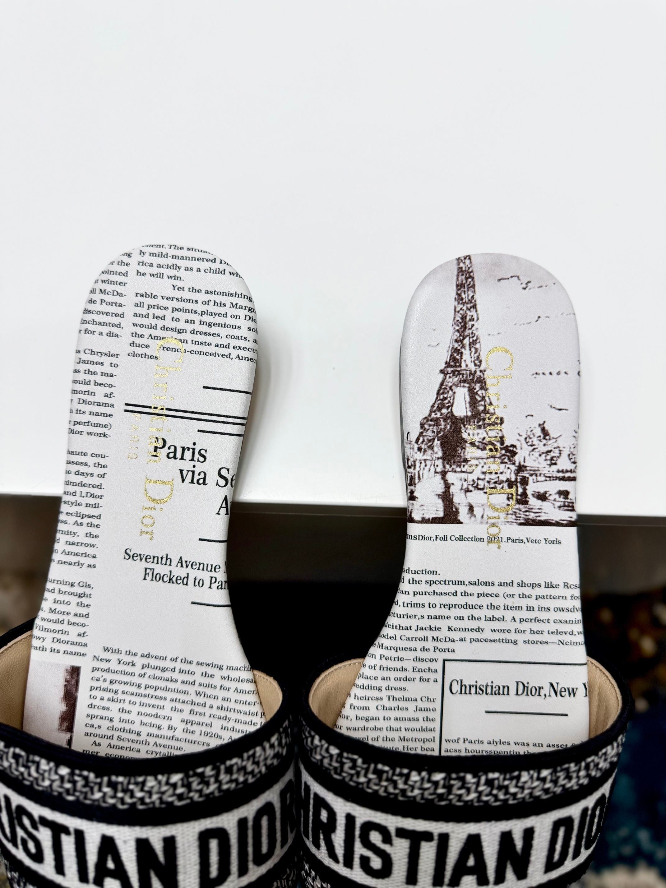 CD 26s Embroidered Slippers Black White Canvas Leather 683019