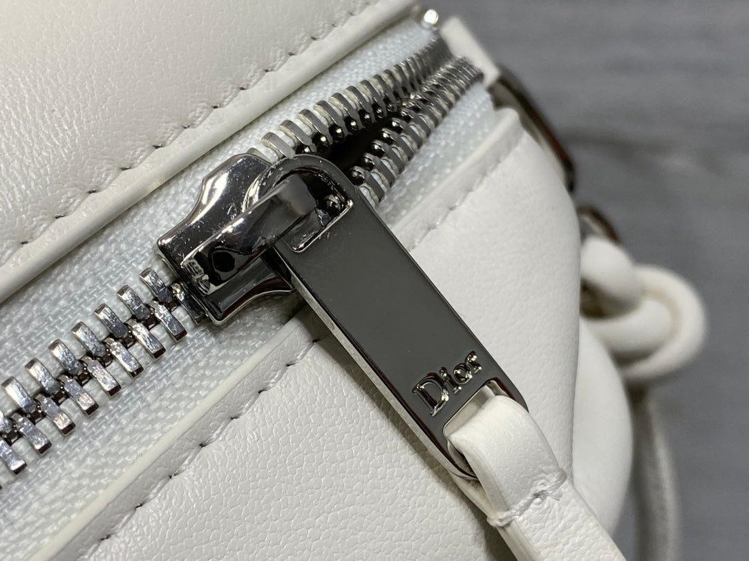 Dior 2026 Bow Pouch 20cm White Lambskin 284143