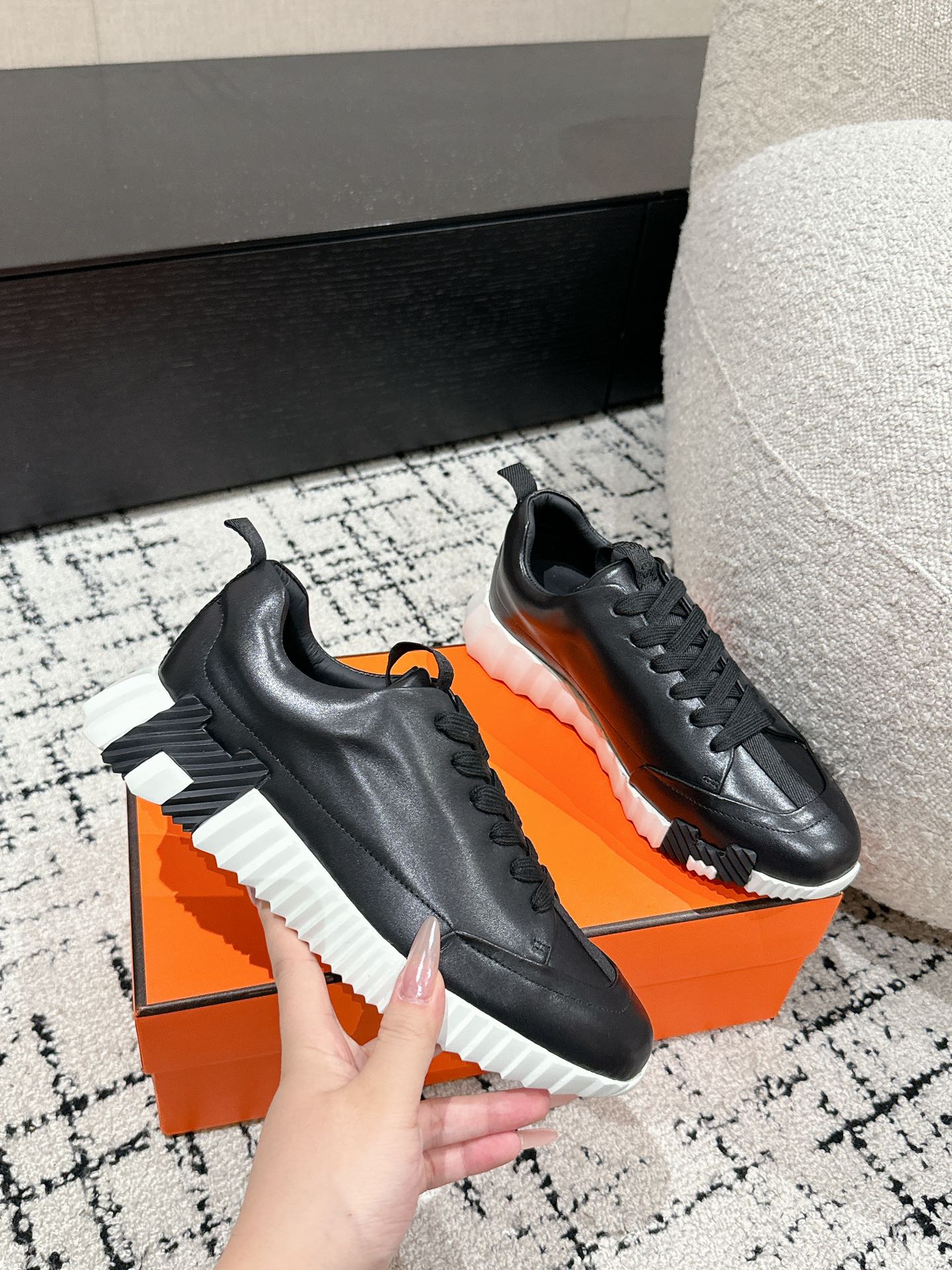 HM Jump Sneaker In Black Cowhide 985308