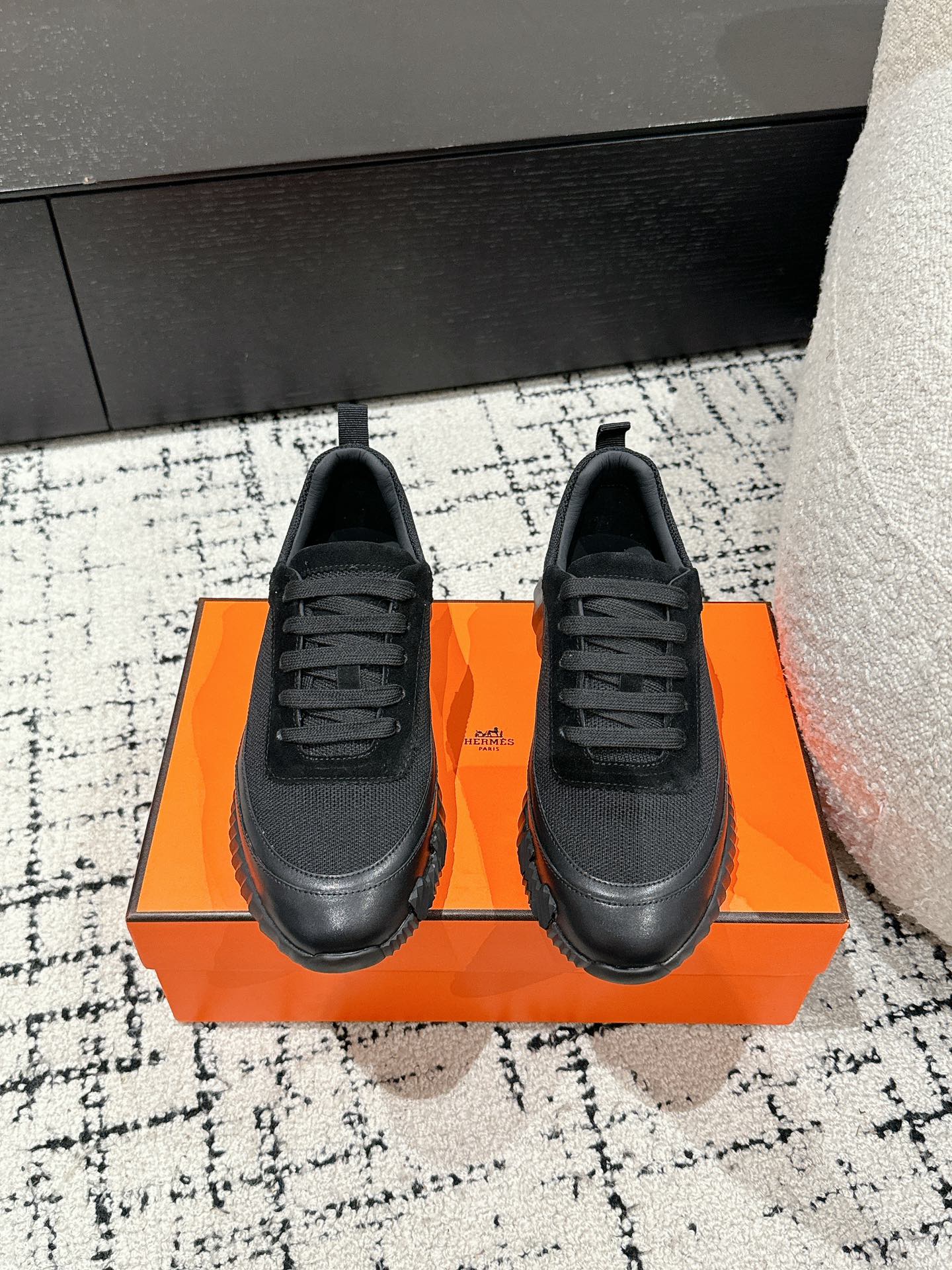 HM Sneaker In Black Mesh Fabric 985315