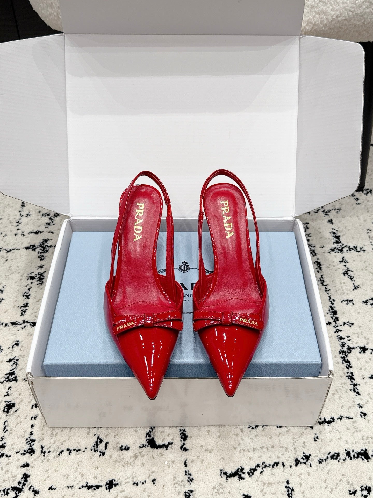 Prada 2026 Bow-Tie Open Sling Back 85mm Cowhide Leather 769840