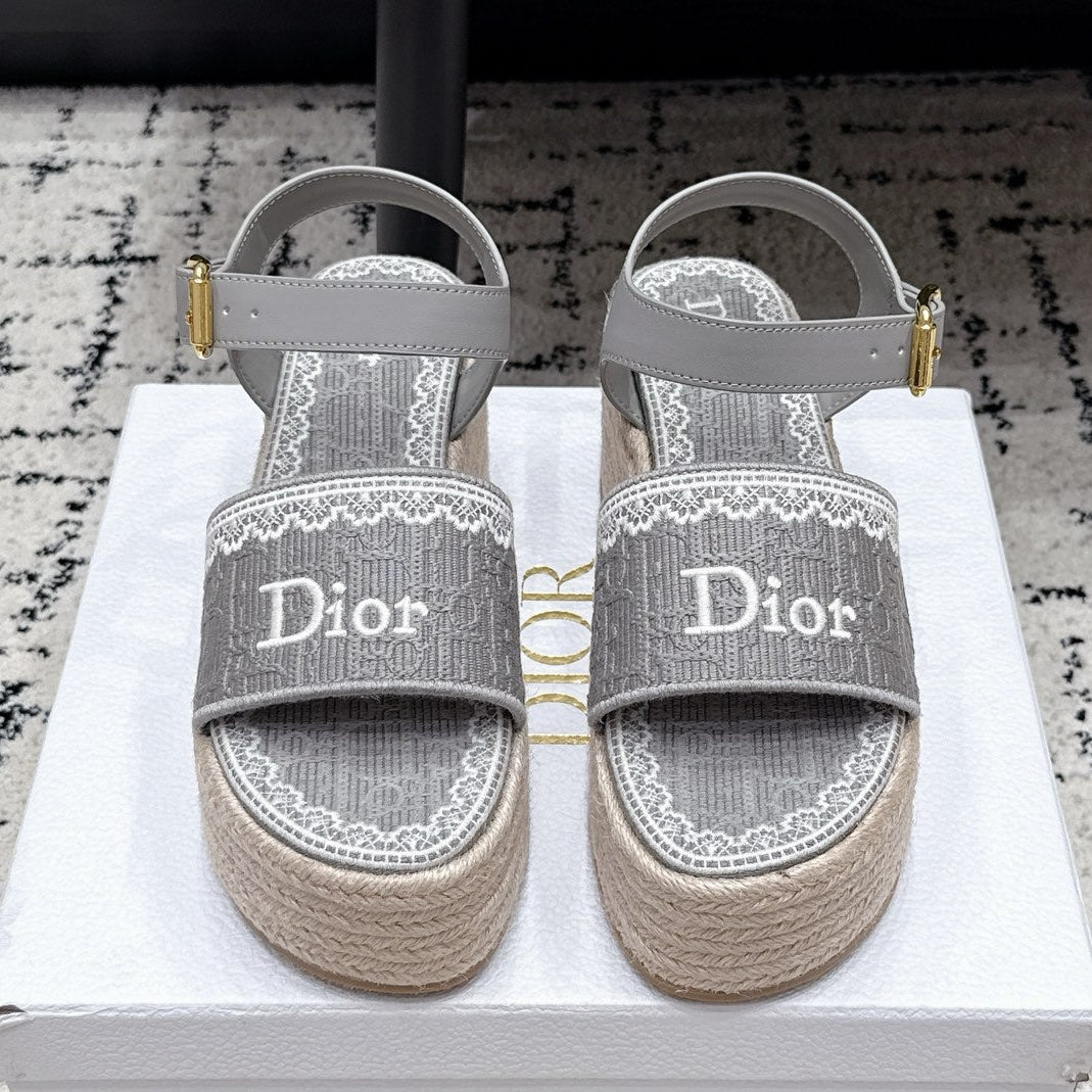 Dior 2026 Wedge Sandals with Lace Trim 85mm Straw Fabric 924822