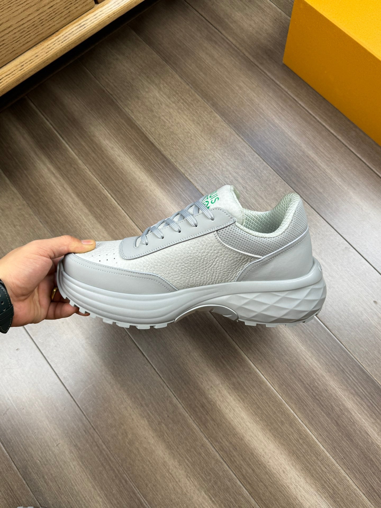 LV SPORT SNEAKER IN WHITE MIX GREY CALFSKIN WITH GREEN LOGO