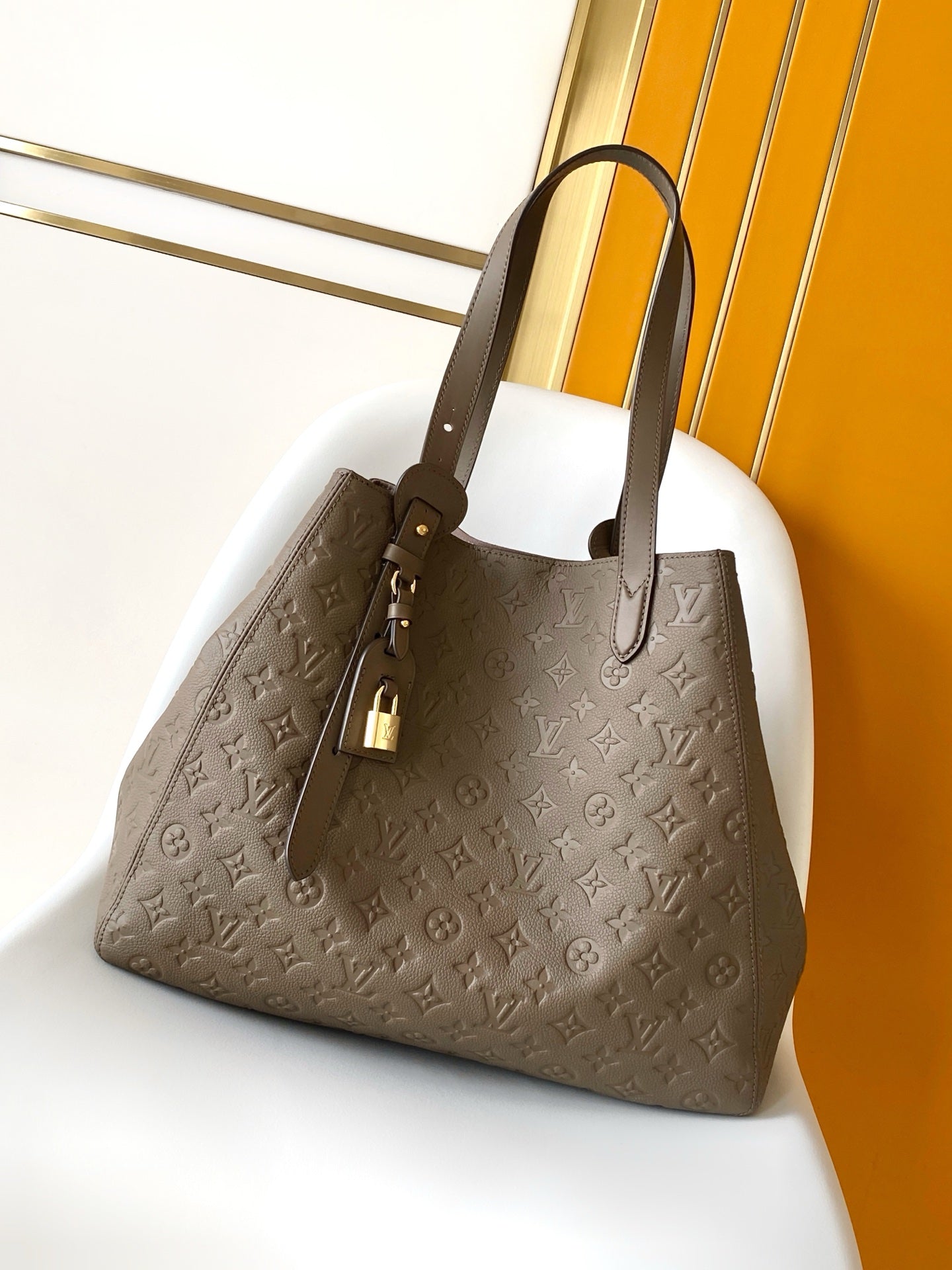LV 2026 All In One MM Bag 56cm Smoke Monogram Empreinte Leather 281595