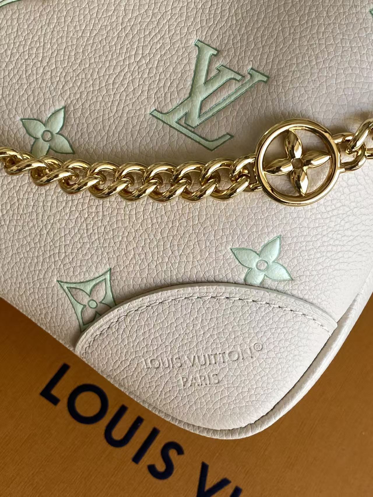 LV 2026 Boulogne PM Bag 29cm Cream Green Monogram Empreinte Leather 281403