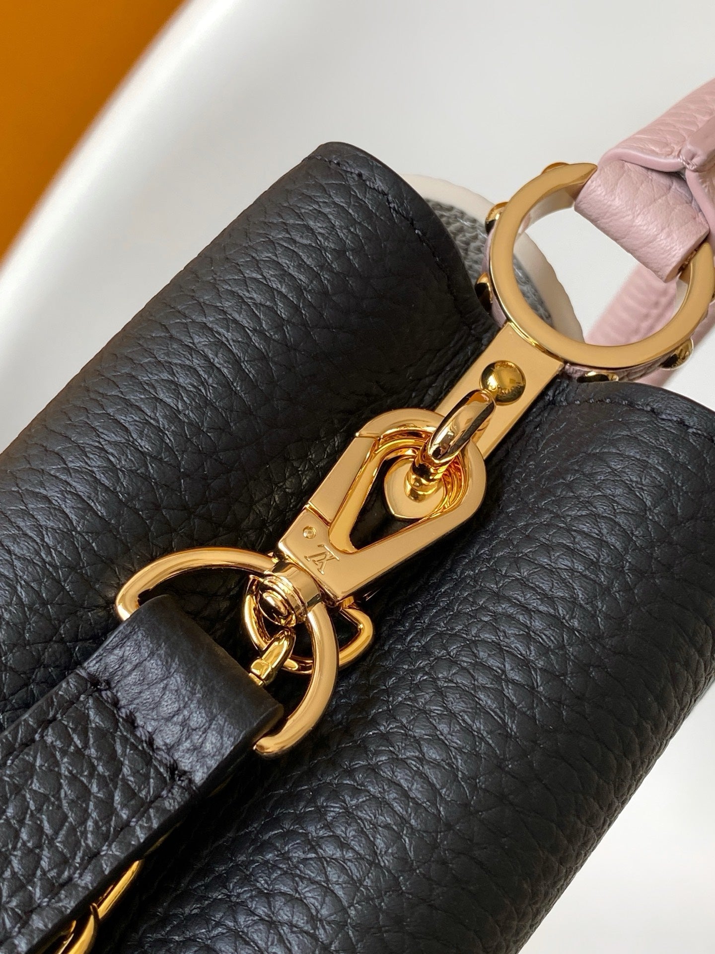 LV 2026 Capucines Bag Black Pink Beige Taurillon Cowhide Leather 281538