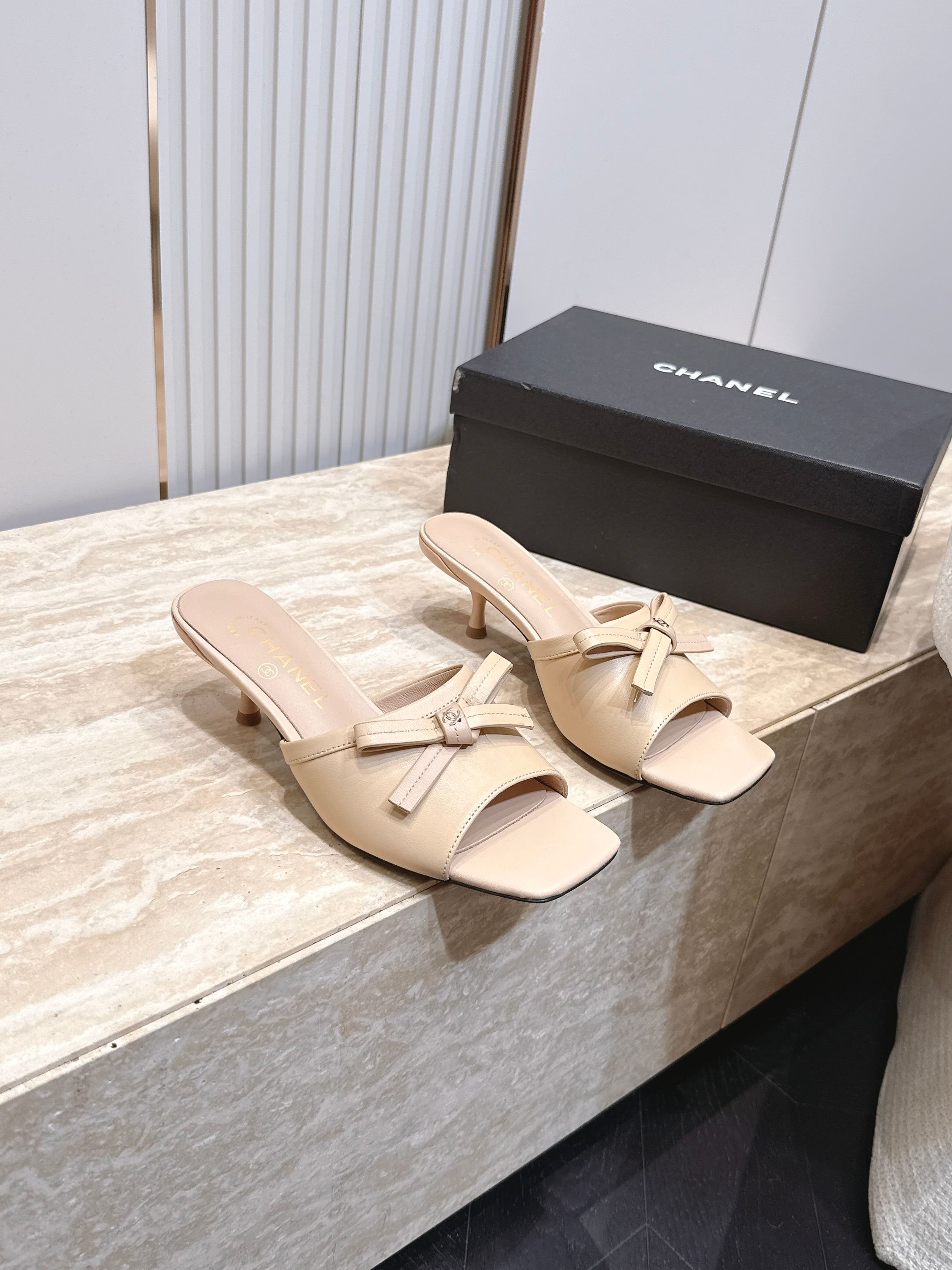 Chanel 2026 Bow Mule 45mm Calfskin 899005