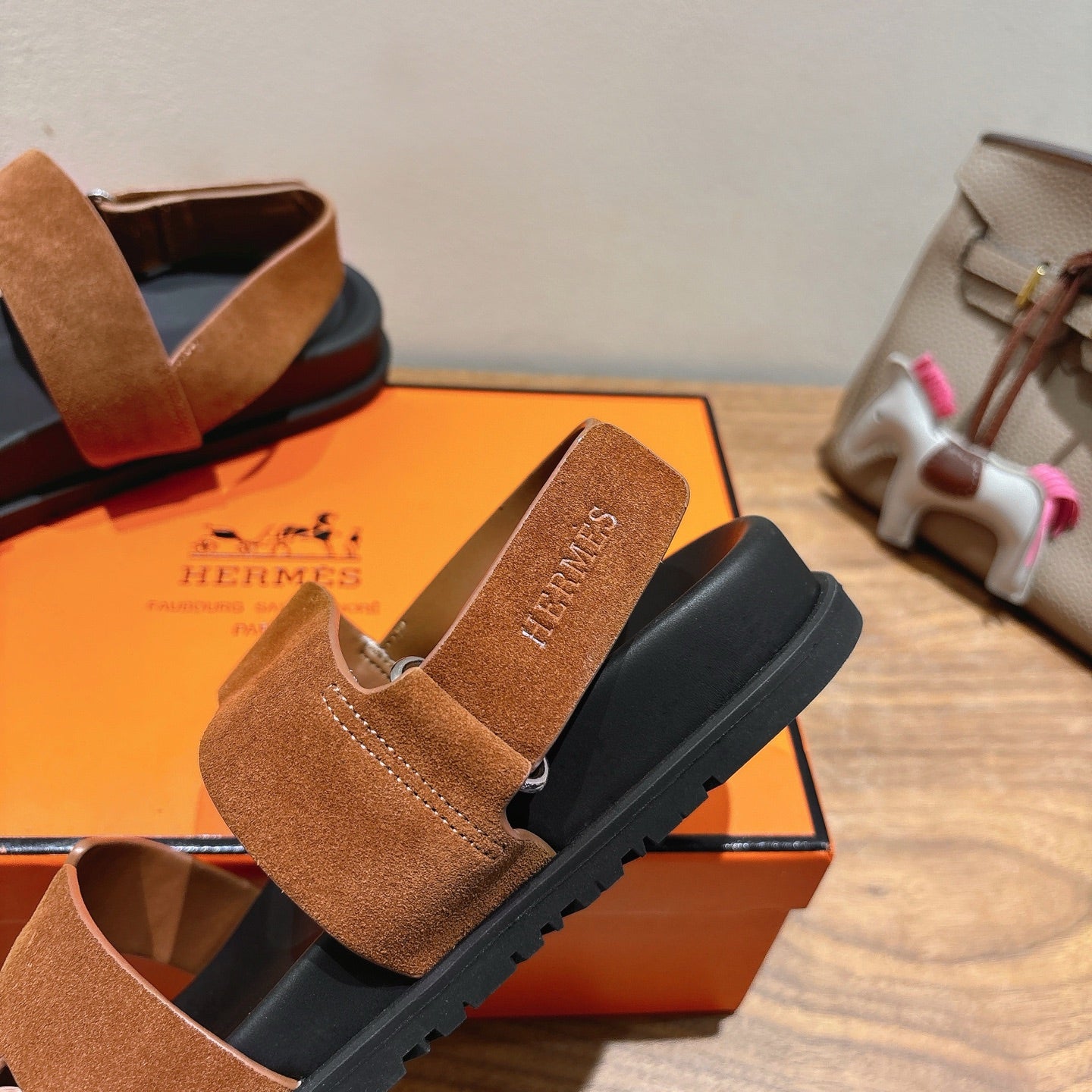 HM Men's 25 Genius Sandals Brown Suede 651347