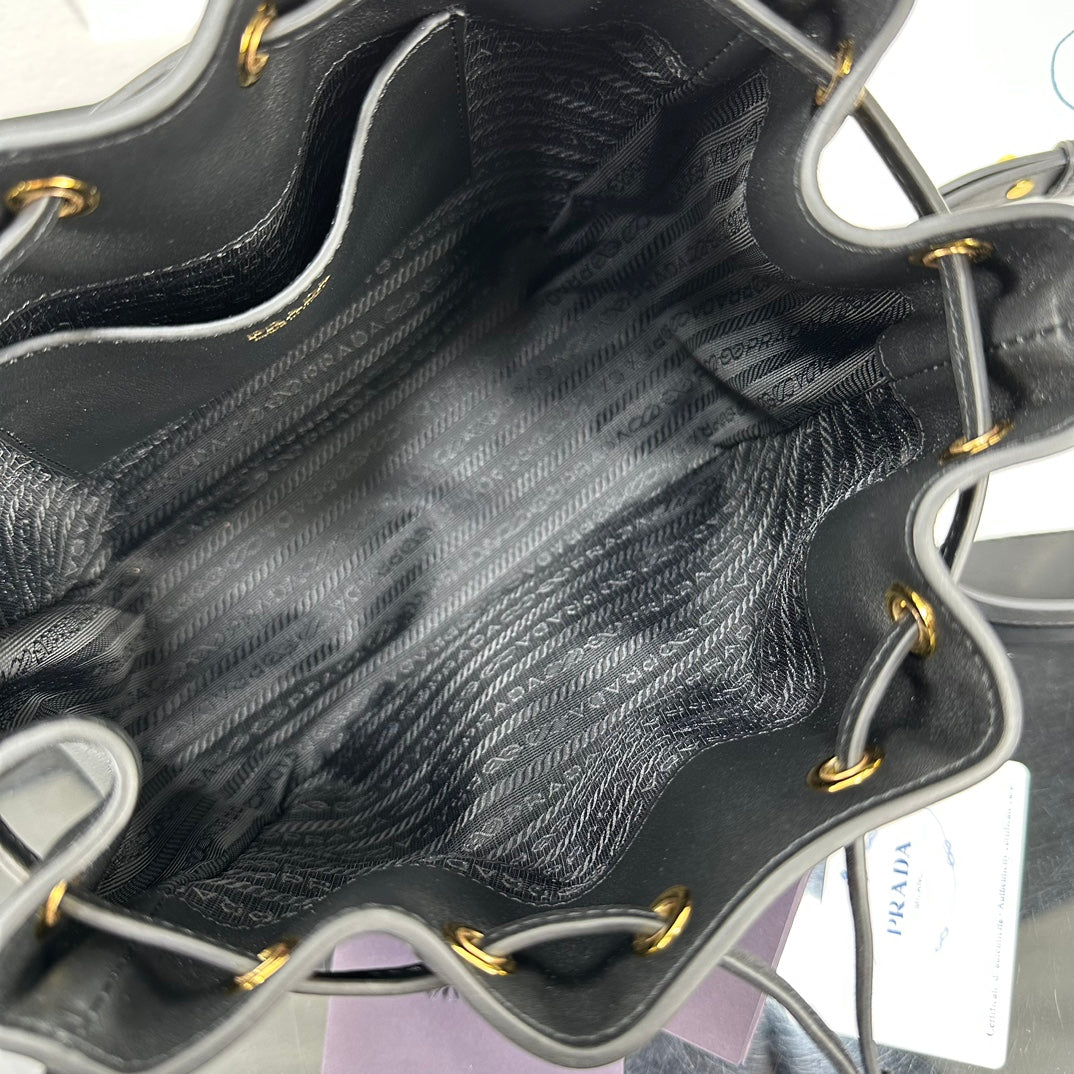 Prada 2026 Darling Bucket Bag 22cm Calfskin