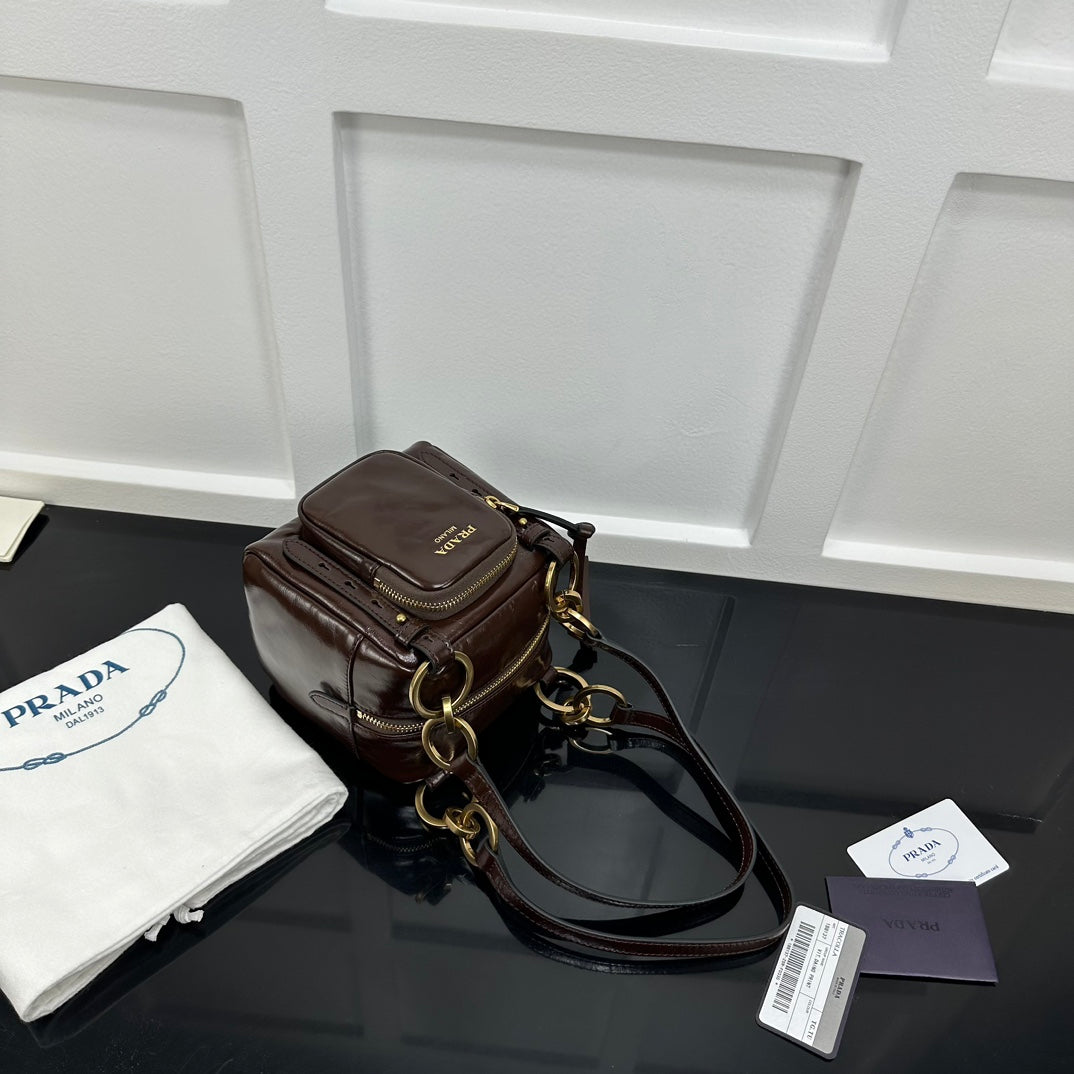Prada 2026 Dangle Mini Handbag 14.5cm Patent Calfskin