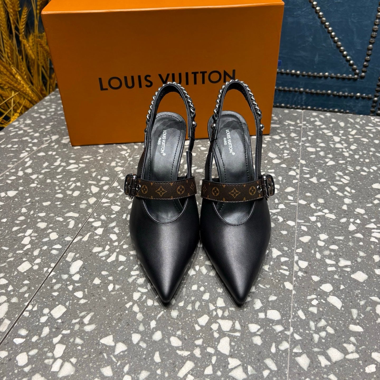 LV 26ss Slingback 75 Black Cowhide 628437