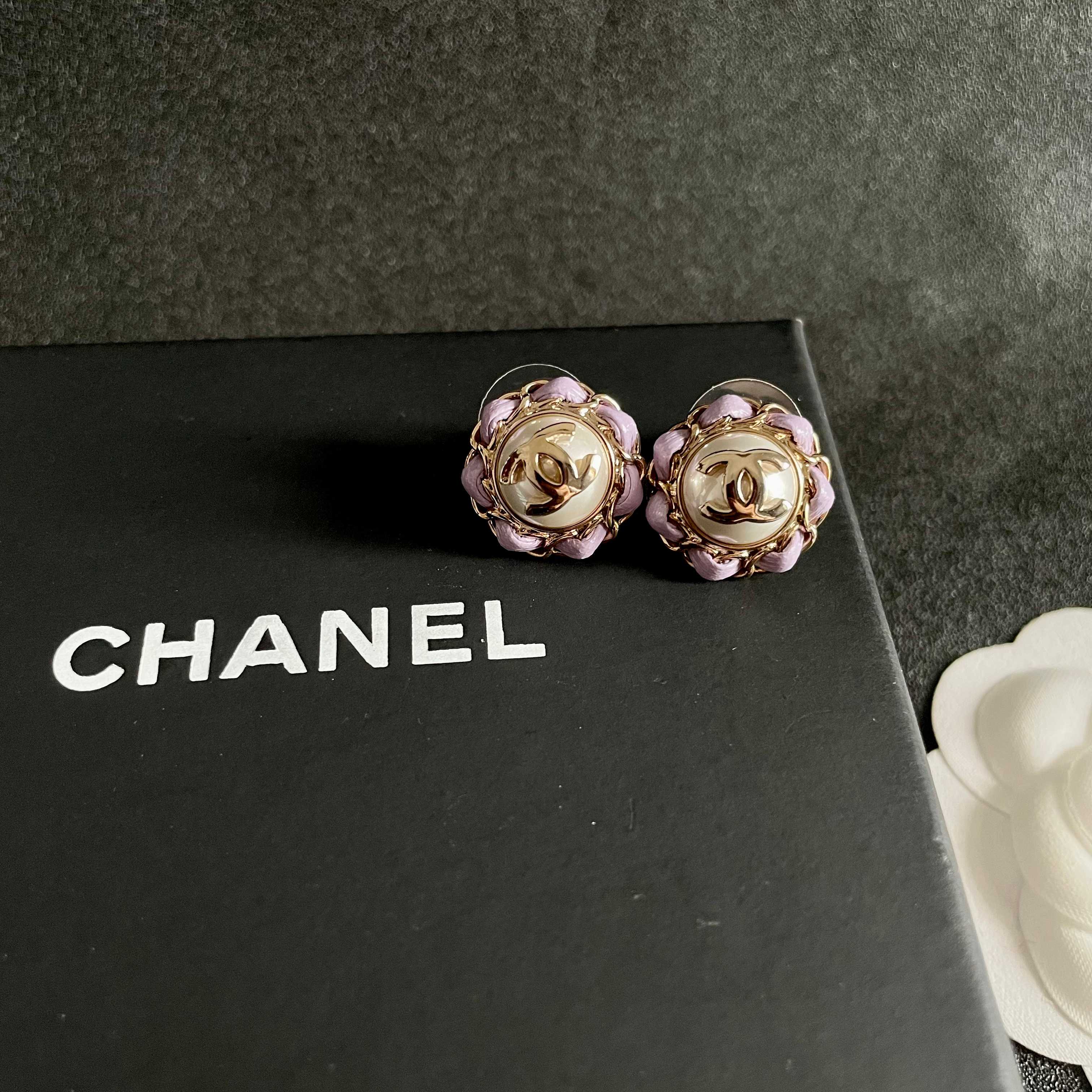 CC Pendant Double C Purple Pearl Gold Earrings