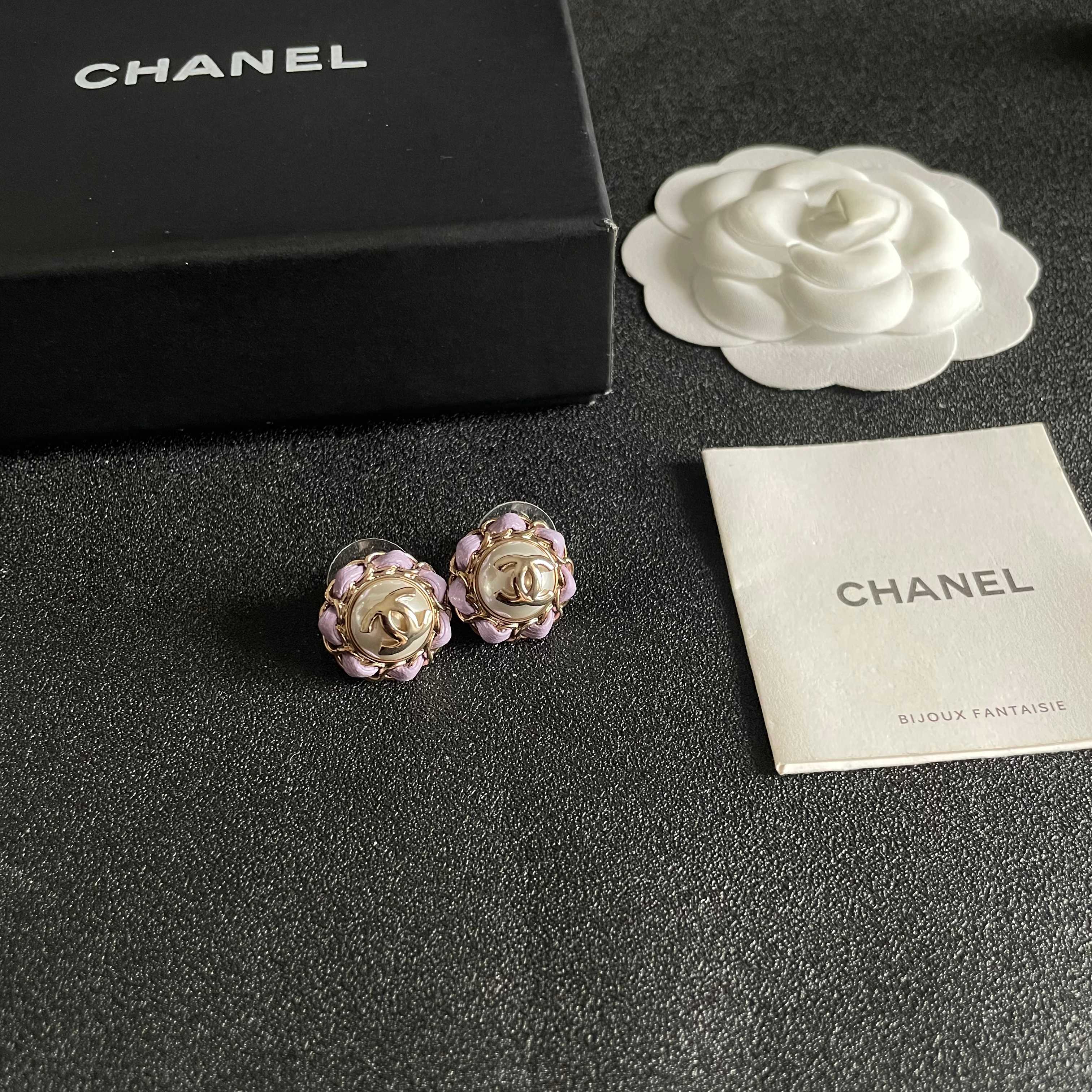 CC Pendant Double C Purple Pearl Gold Earrings