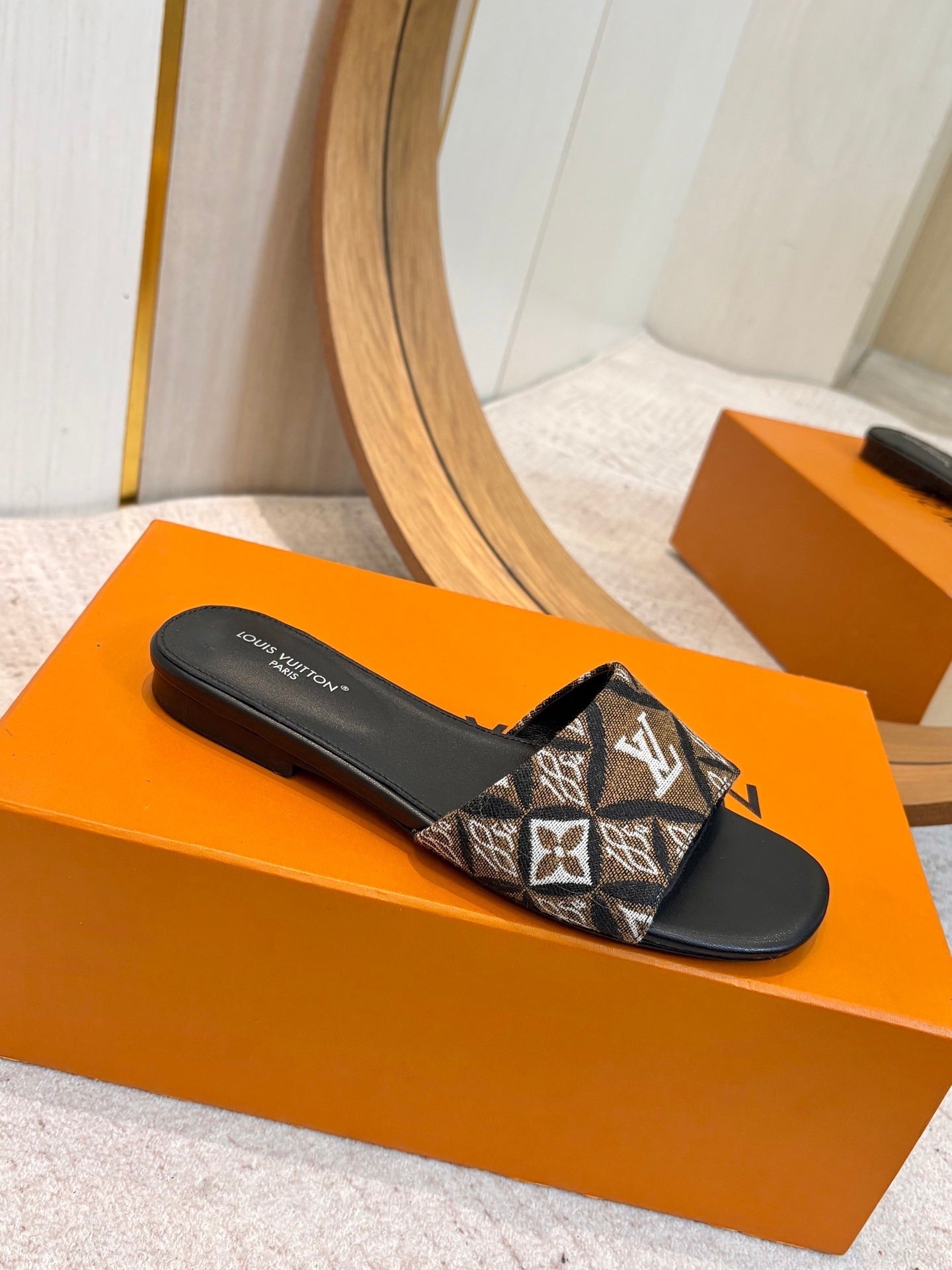 LV 26ss Slippers Black Brown Denim Leather 671238
