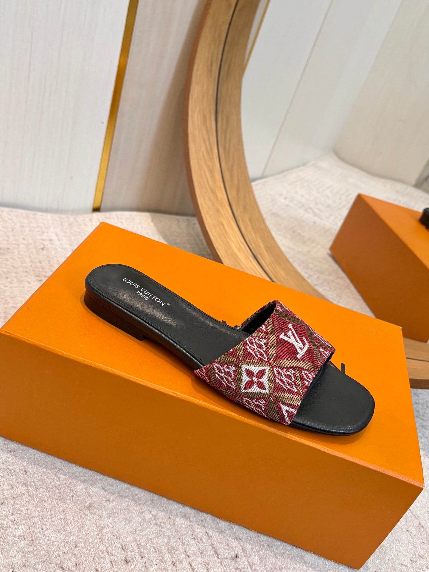 LV 26ss Slippers Dark Red White Denim Leather 671239