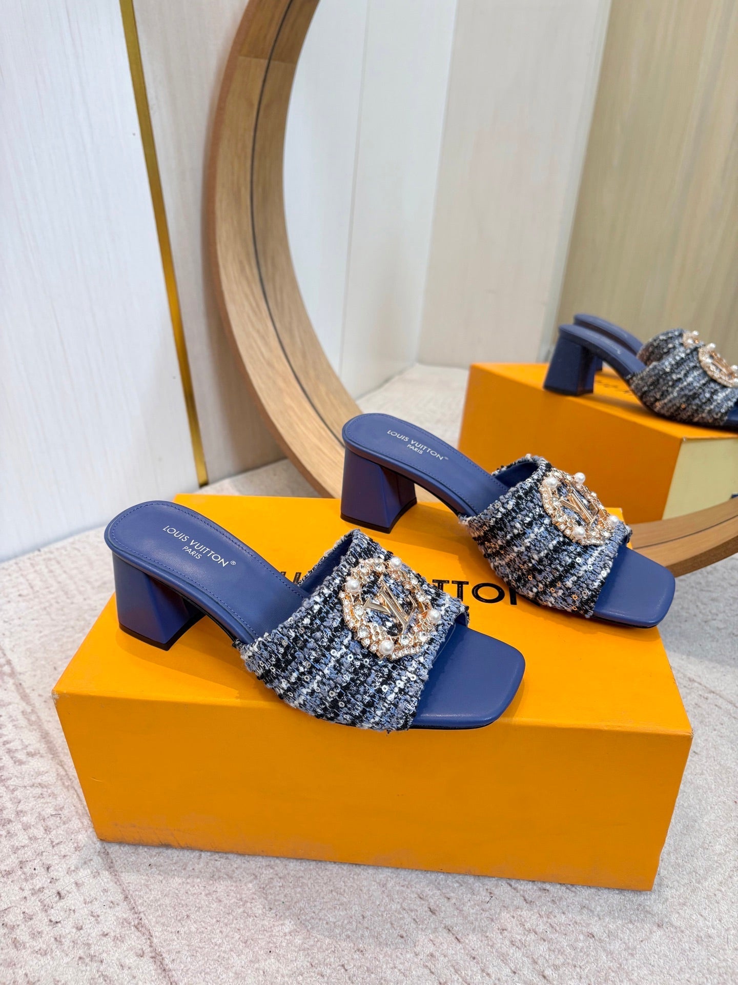 LV 26ss Heel Slippers 65 Dark Blue Tweed Goatskin 671251