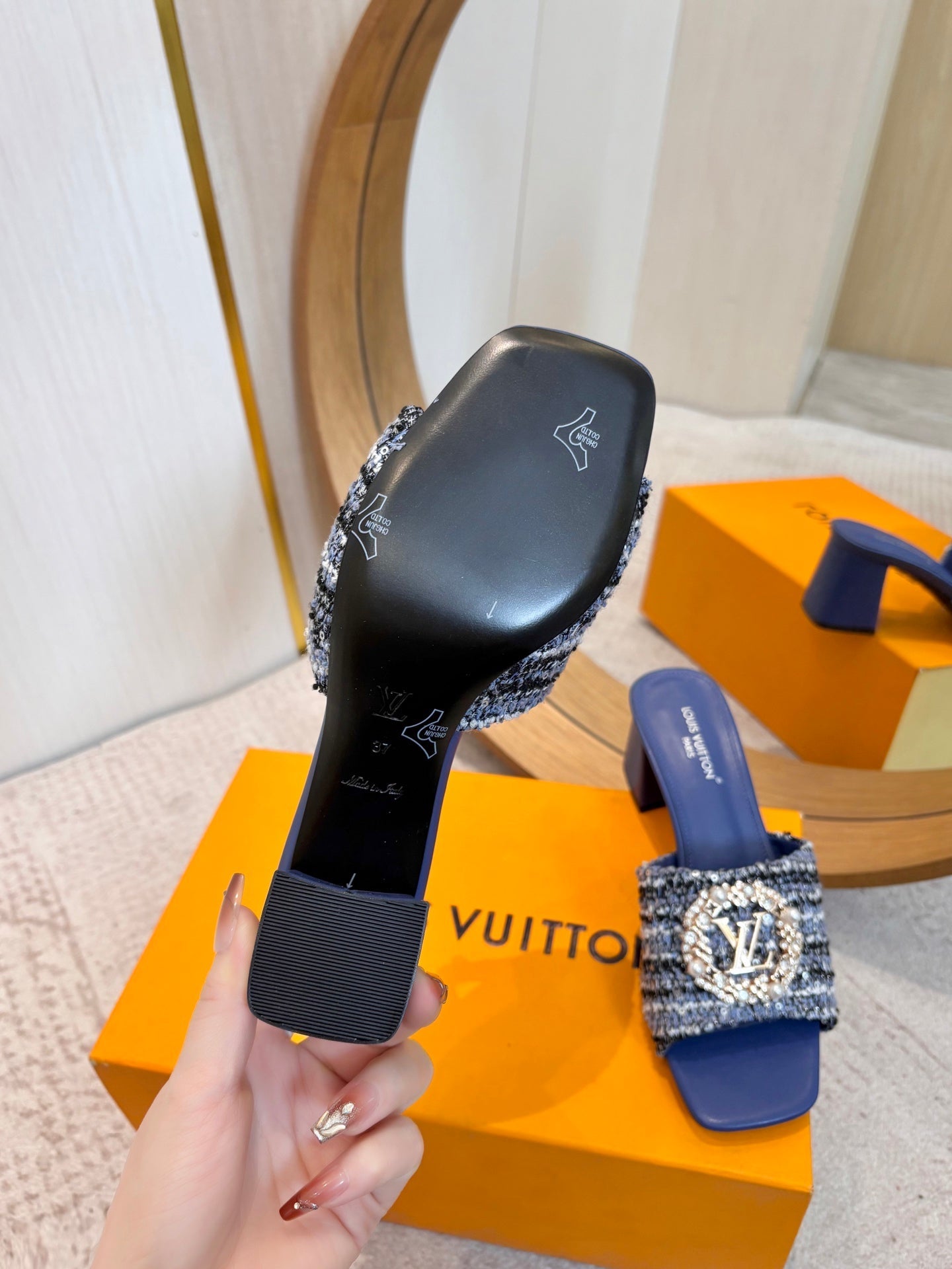 LV 26ss Heel Slippers 65 Dark Blue Tweed Goatskin 671251