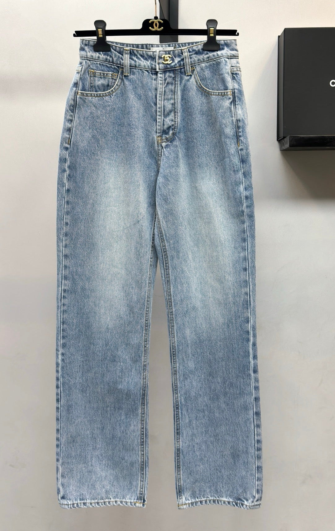 Chanel 2026 Straight-Leg Jeans Blue Cotton 397722