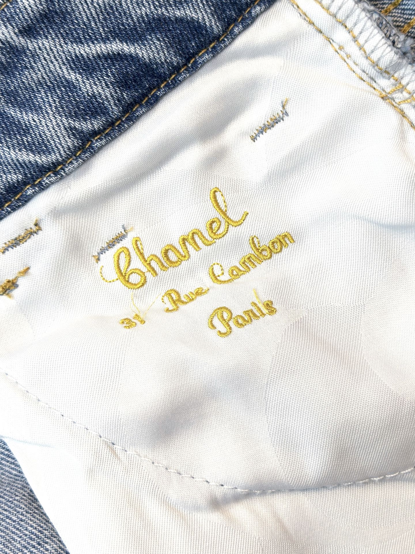 Chanel 2026 Straight-Leg Jeans Blue Cotton 397722