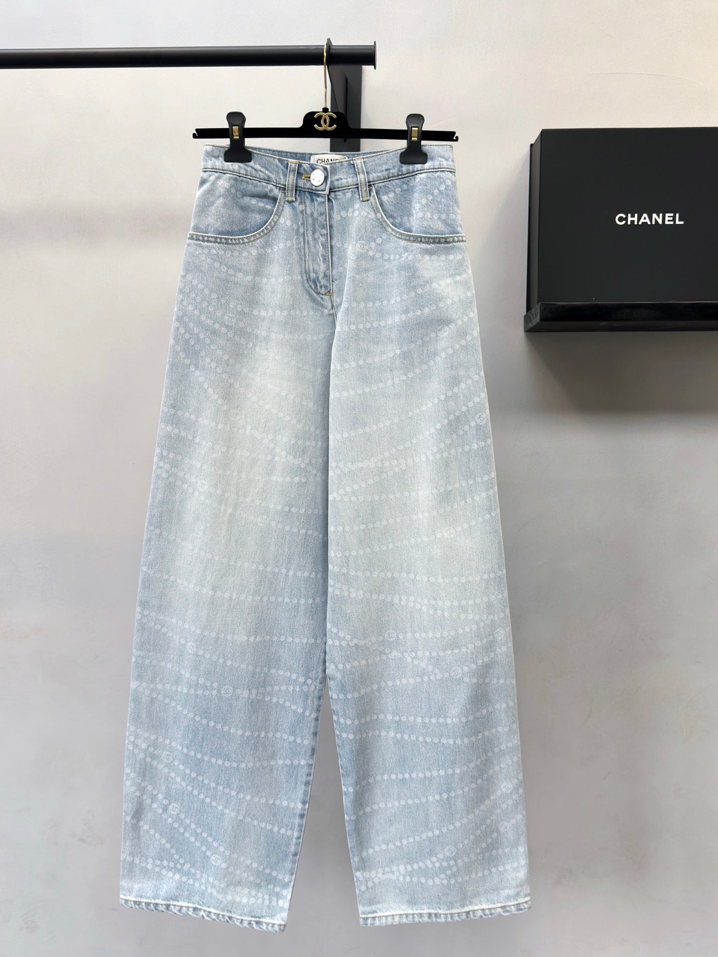 Chanel 2026 Wide-Leg Jeans Cotton 397716