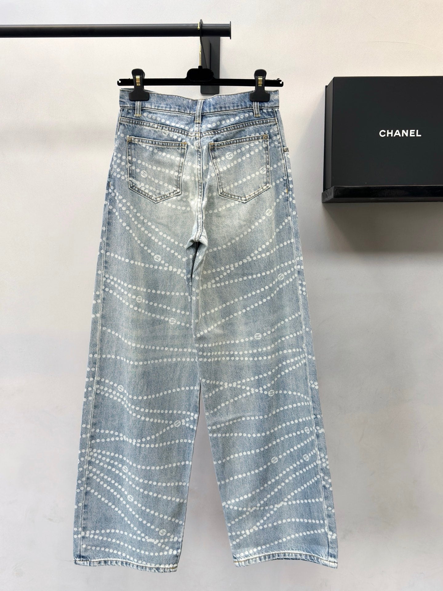 Chanel 2026 Wide-Leg Jeans Cotton 397716